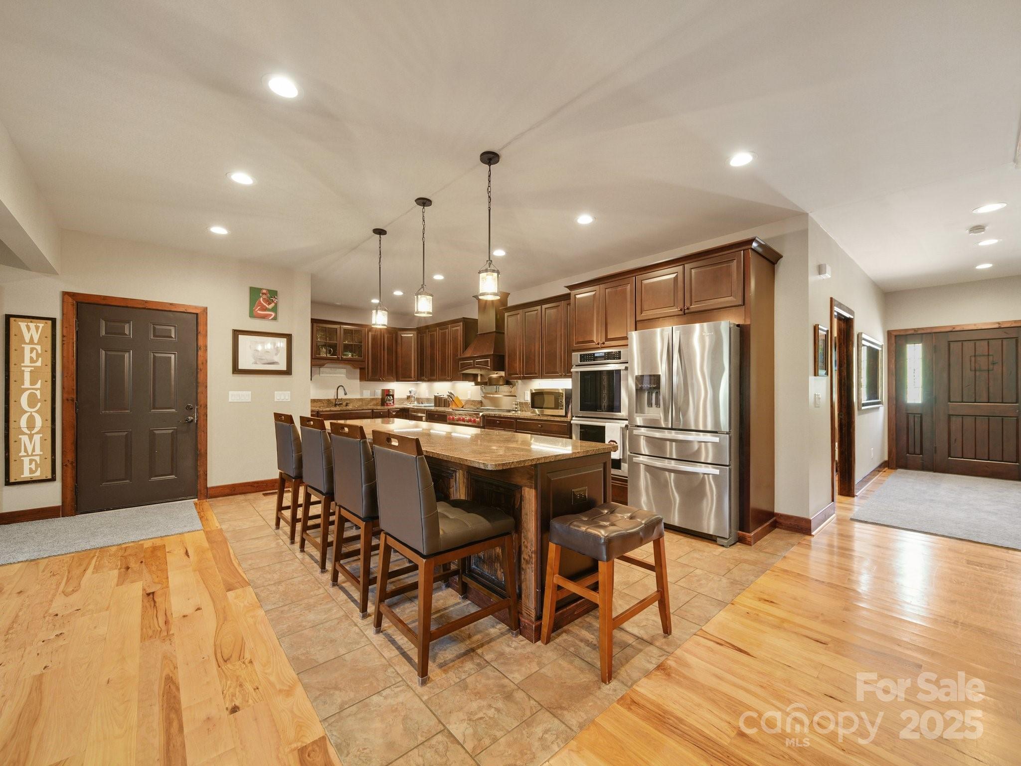 Clover, South Carolina, 29710, United States, 4 Bedrooms Bedrooms, ,6 BathroomsBathrooms,Residential,Active,1904708