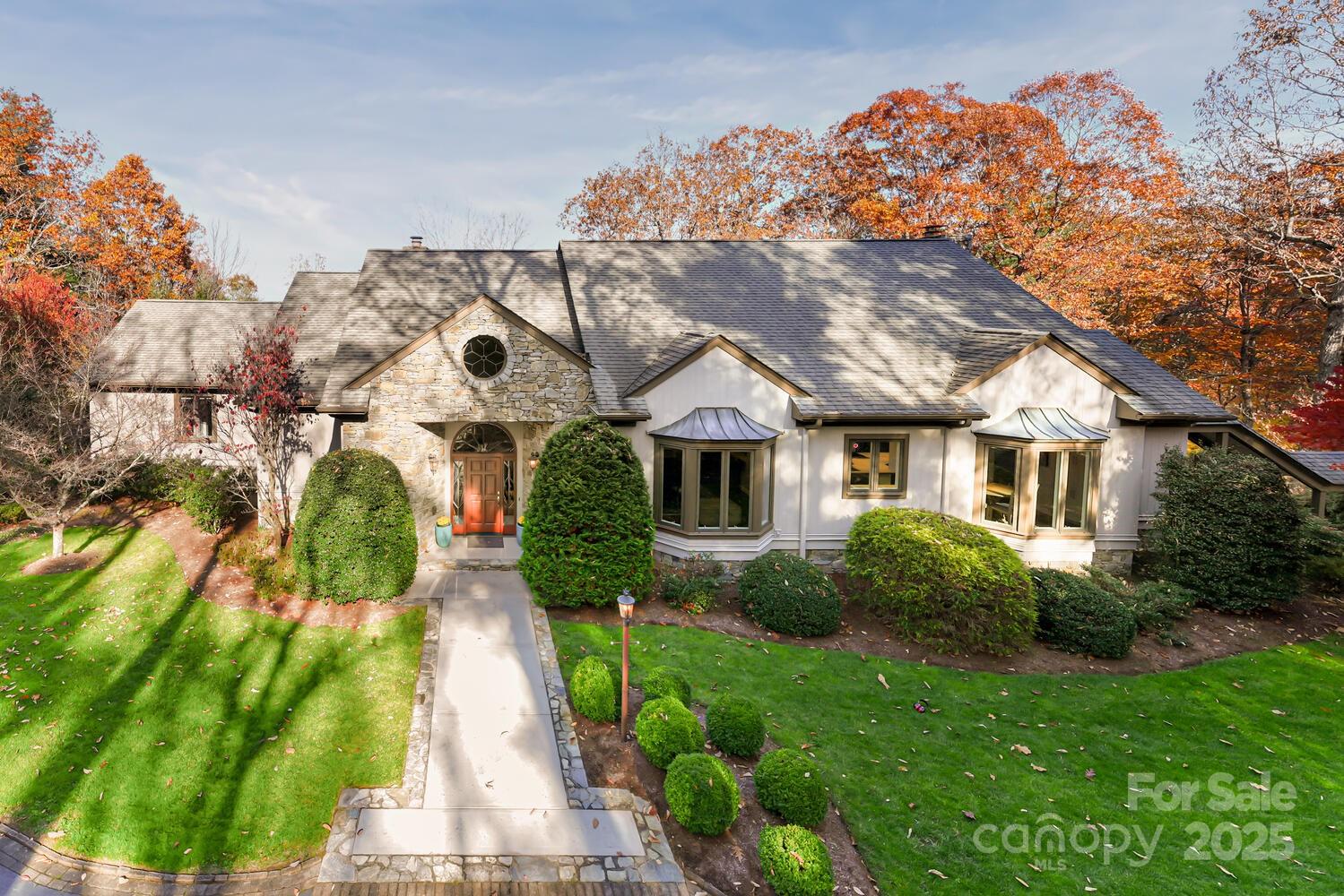 Flat Rock, North Carolina, 28731, United States, 3 Bedrooms Bedrooms, ,4 BathroomsBathrooms,Residential,Active,1990039