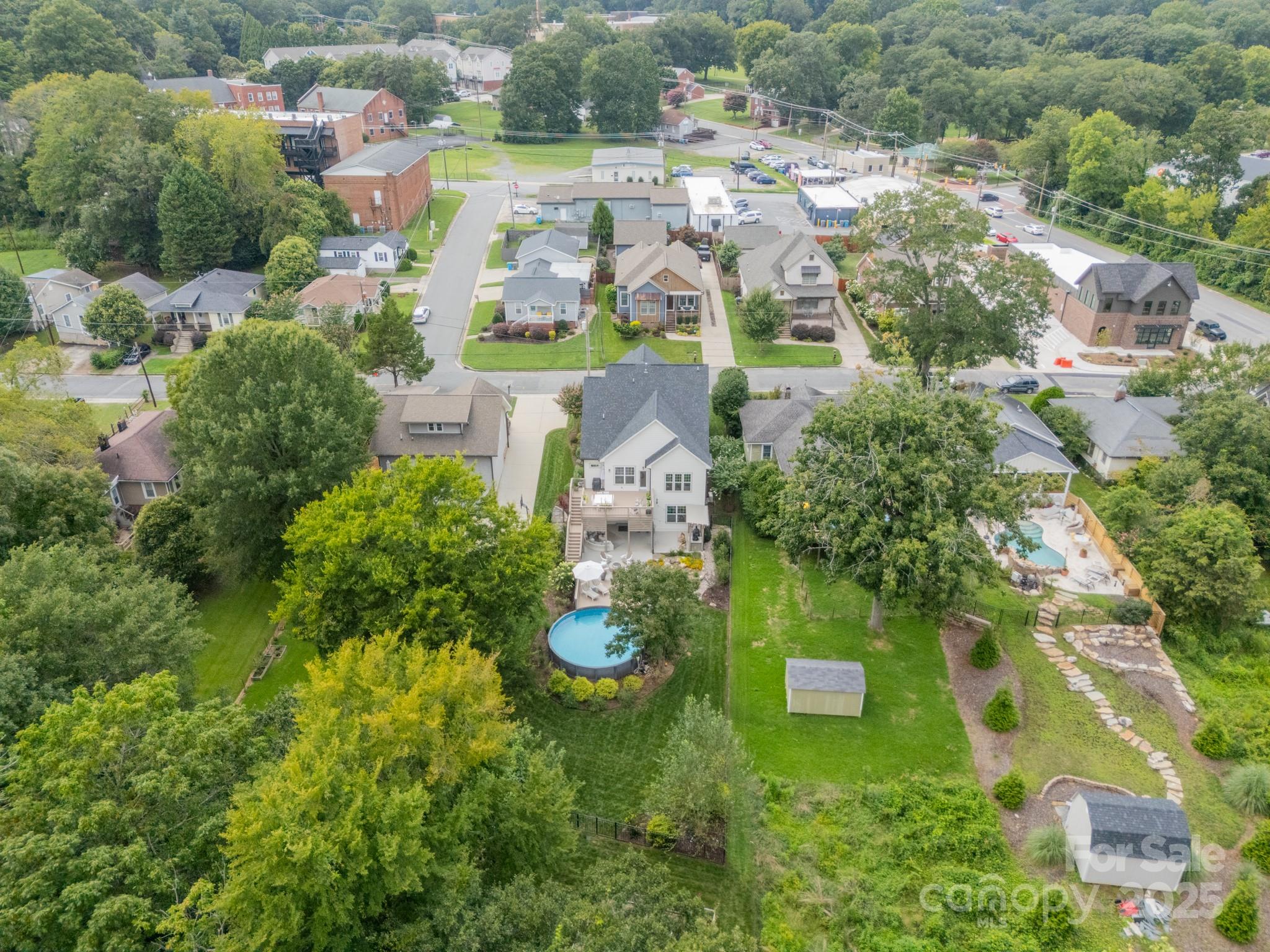 Belmont, North Carolina, 28012, United States, 4 Bedrooms Bedrooms, ,4 BathroomsBathrooms,Residential,Active,1927670