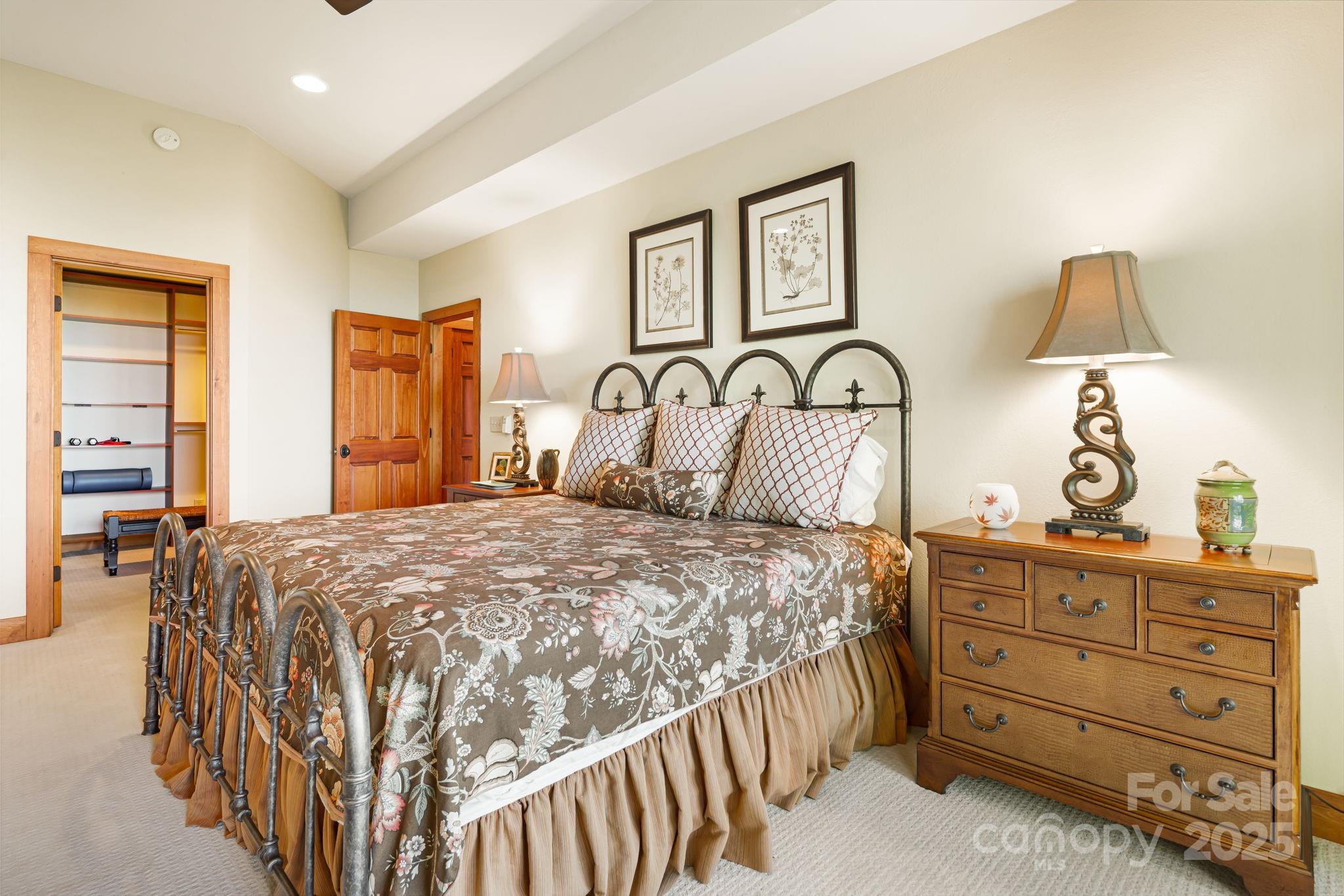 Mars Hill, North Carolina, 28754, United States, 4 Bedrooms Bedrooms, ,6 BathroomsBathrooms,Residential,Active,1996266