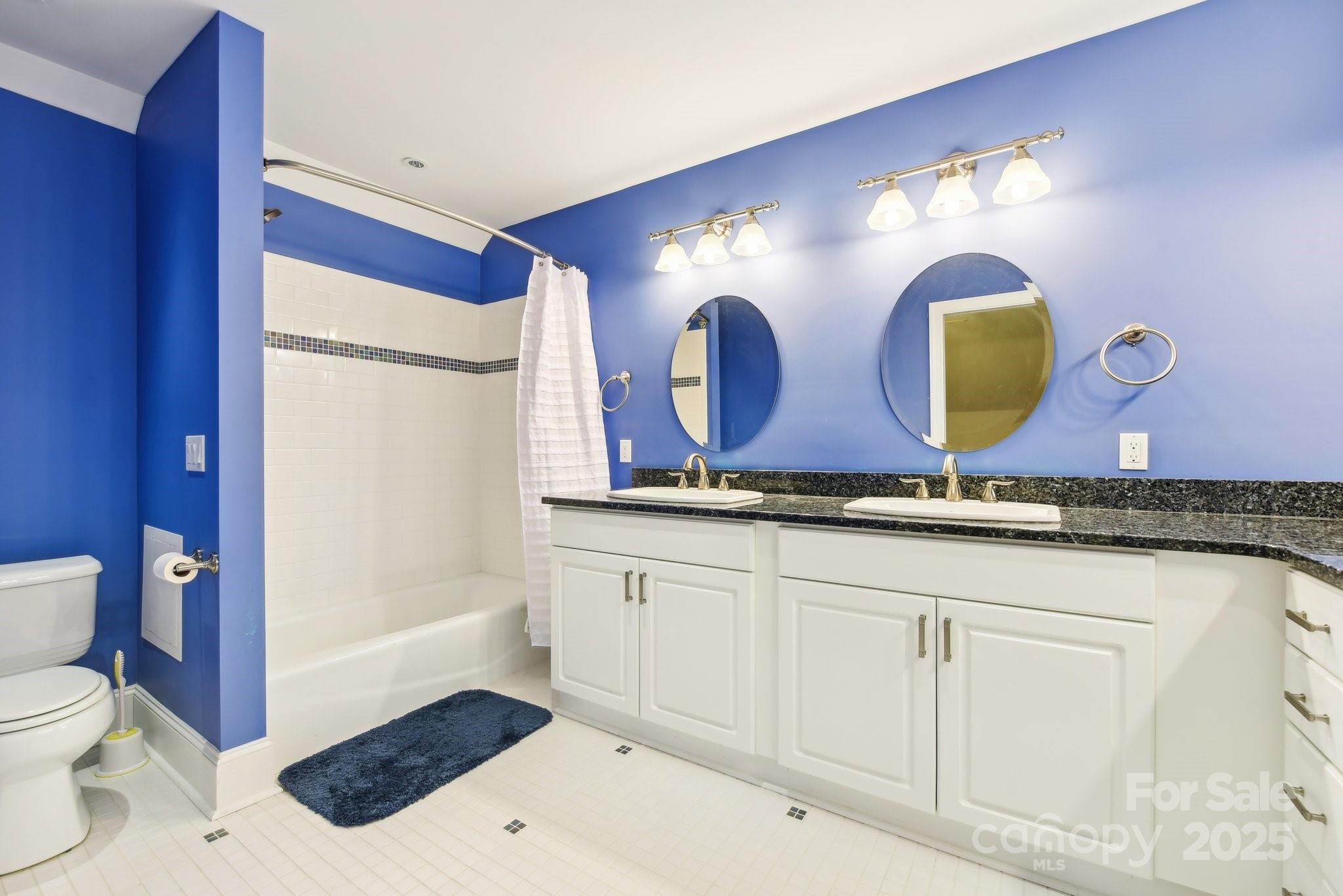 Denton, North Carolina, 27239, United States, 4 Bedrooms Bedrooms, ,7 BathroomsBathrooms,Residential,Active,1749263