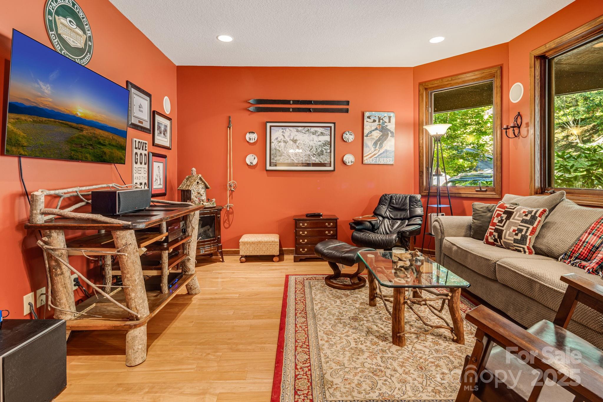 Mars Hill, North Carolina, 28754, United States, 4 Bedrooms Bedrooms, ,4 BathroomsBathrooms,Residential,Active,1960160