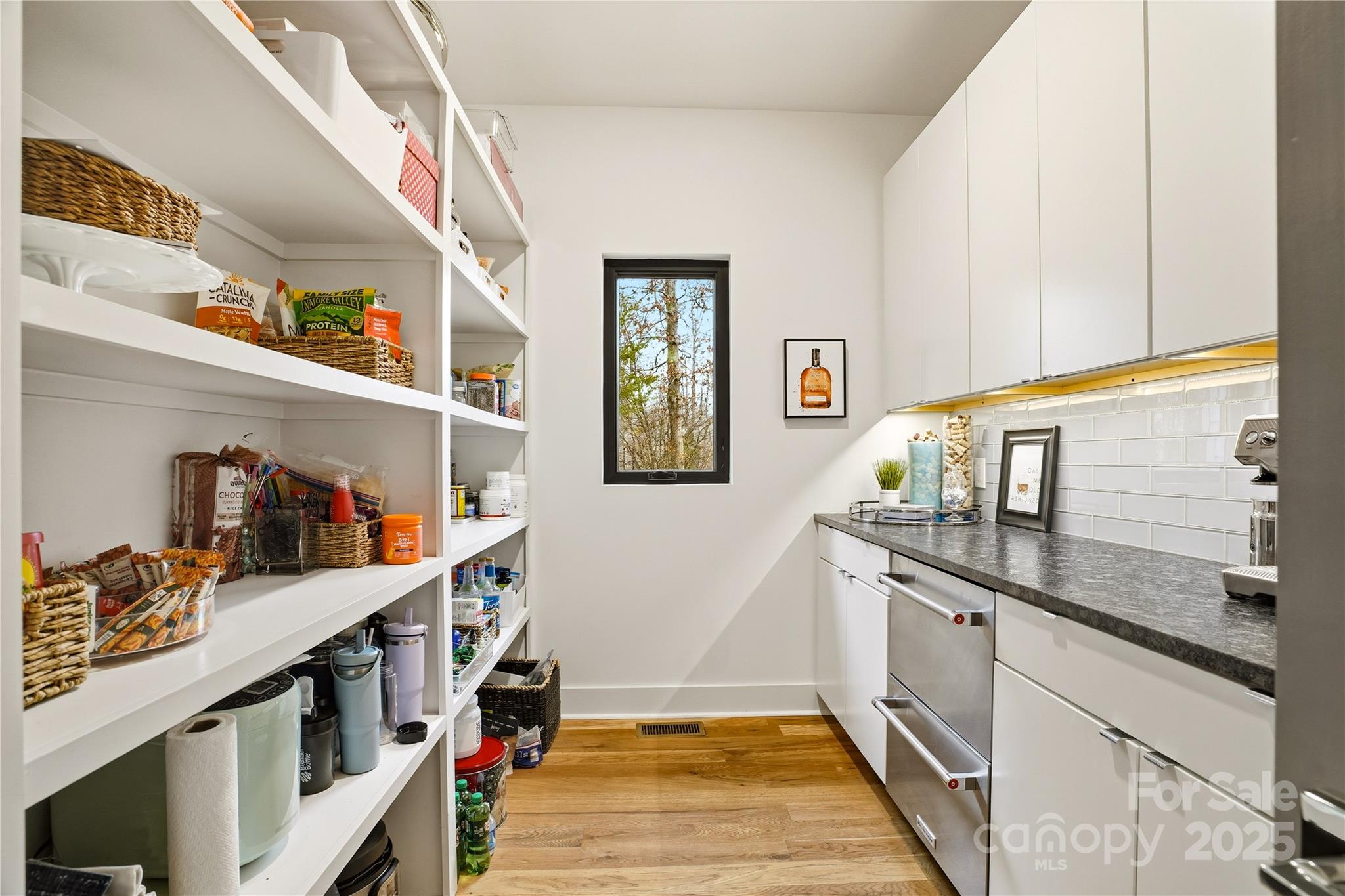 Mooresville, North Carolina, 28117, United States, 4 Bedrooms Bedrooms, ,3 BathroomsBathrooms,Residential,Active,2008010