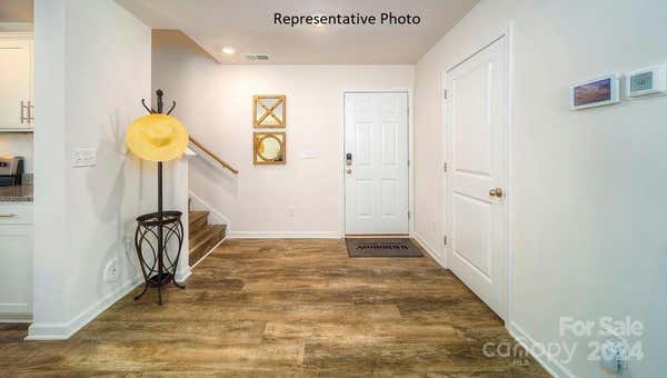 1418 5TH ST NE, HICKORY, NC 28601 - Image 1