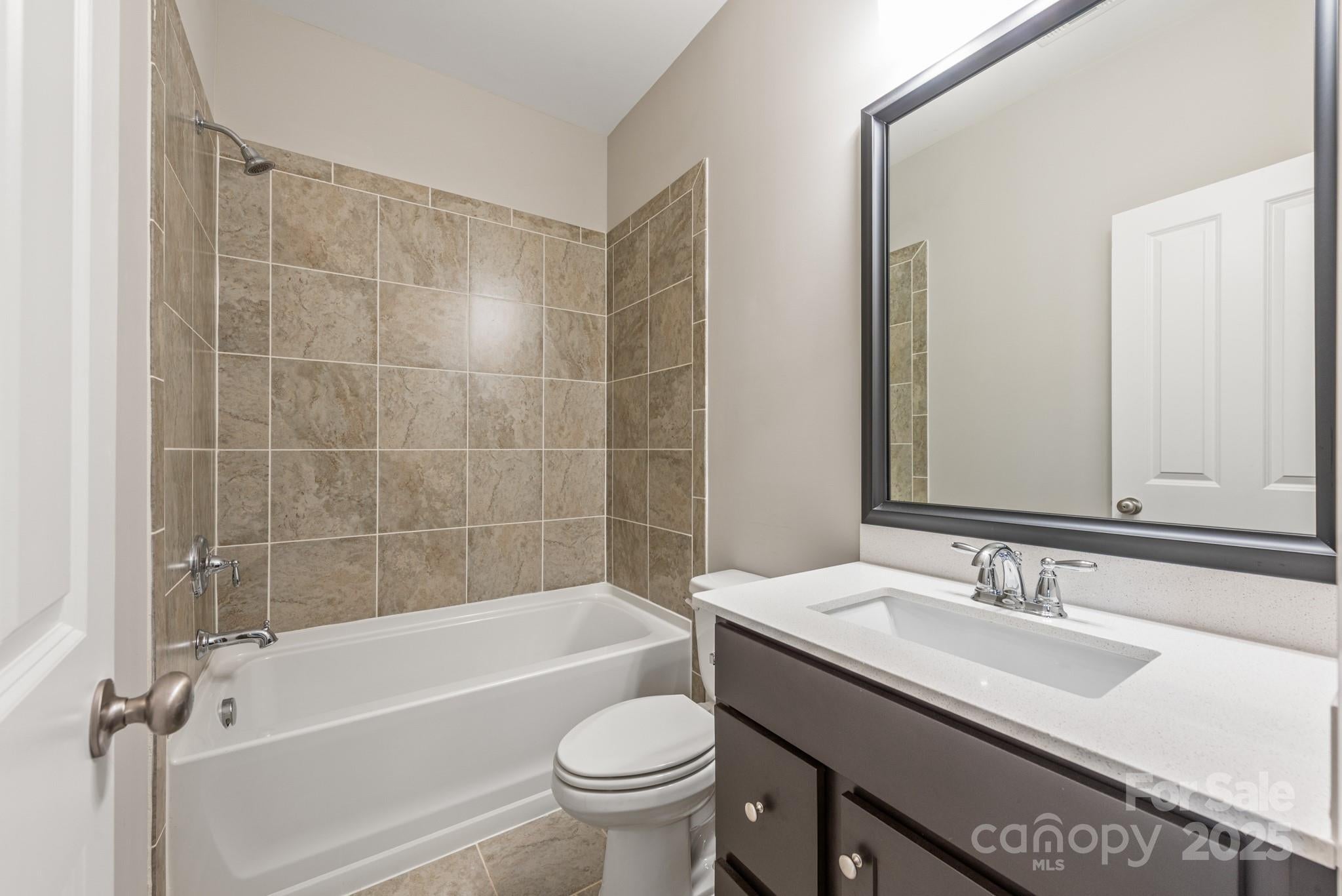 Belmont, North Carolina, 28012, United States, ,5 BathroomsBathrooms,Residential,Active,1790205