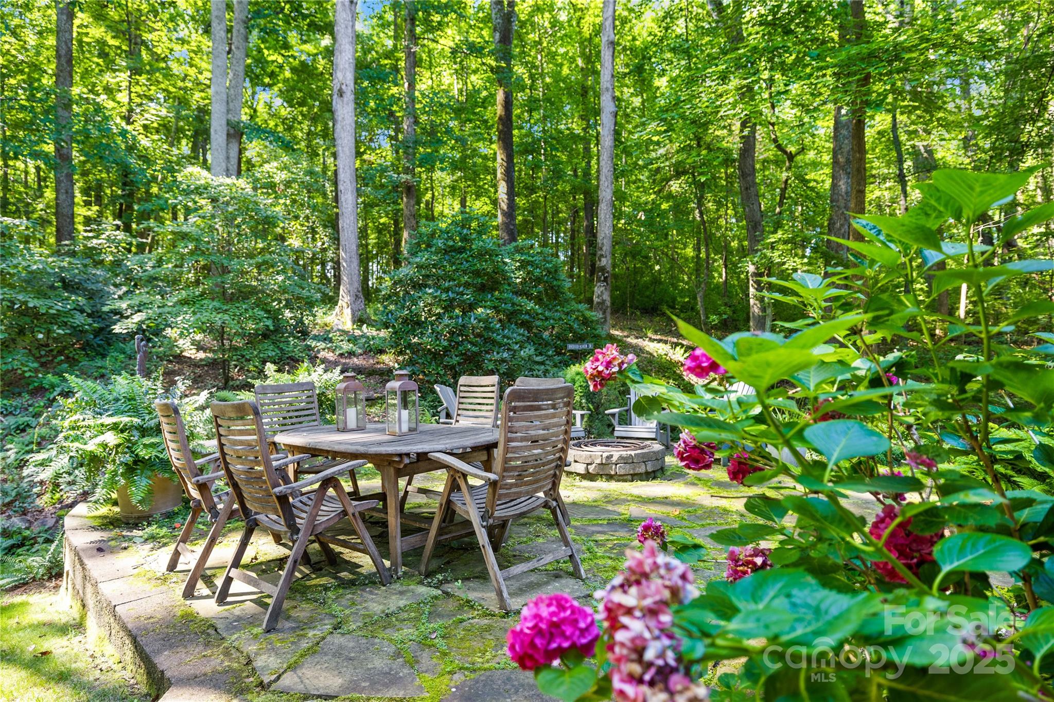 Cornelius, North Carolina, 28031, United States, 5 Bedrooms Bedrooms, ,5 BathroomsBathrooms,Residential,Active,1900204