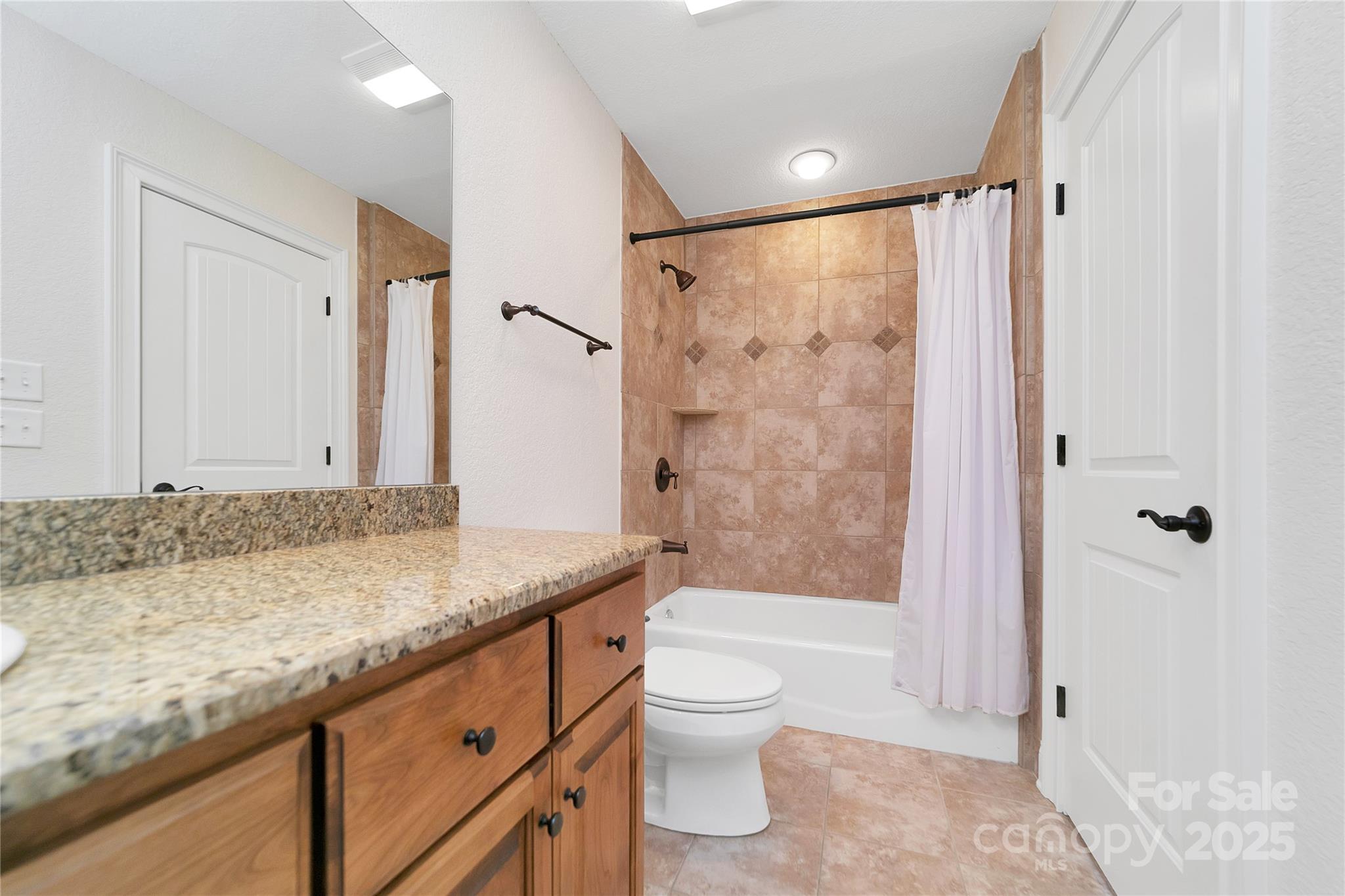 Brevard, North Carolina, 28712, United States, 4 Bedrooms Bedrooms, ,4 BathroomsBathrooms,Residential,Active,2006978