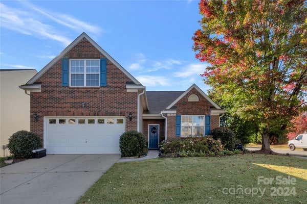 7413 LAMPLIGHTER CLOSE DR, MATTHEWS, NC 28105 - Image 1