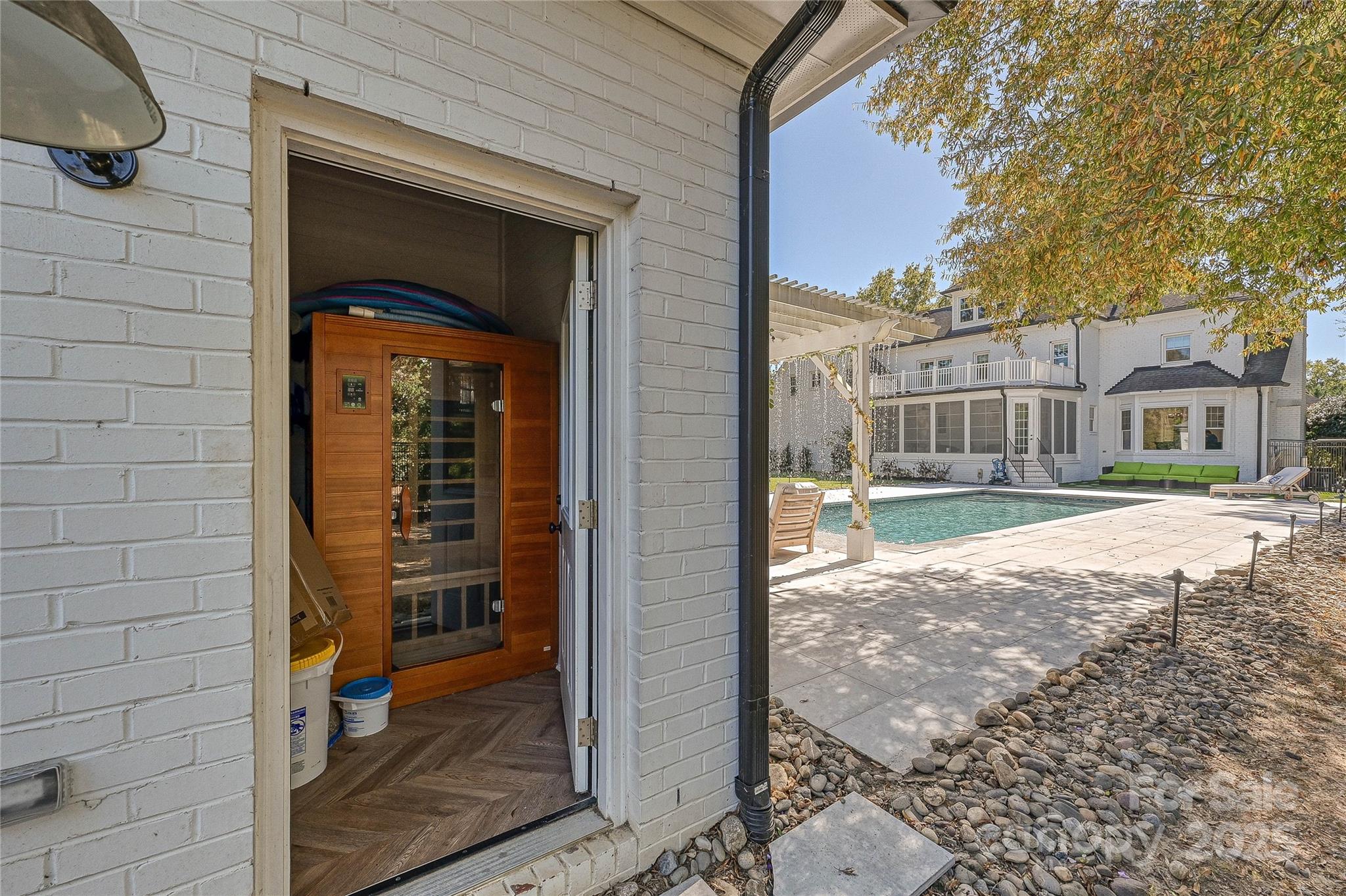 Charlotte, North Carolina, 28277, United States, 6 Bedrooms Bedrooms, ,5 BathroomsBathrooms,Residential,Active,1992626