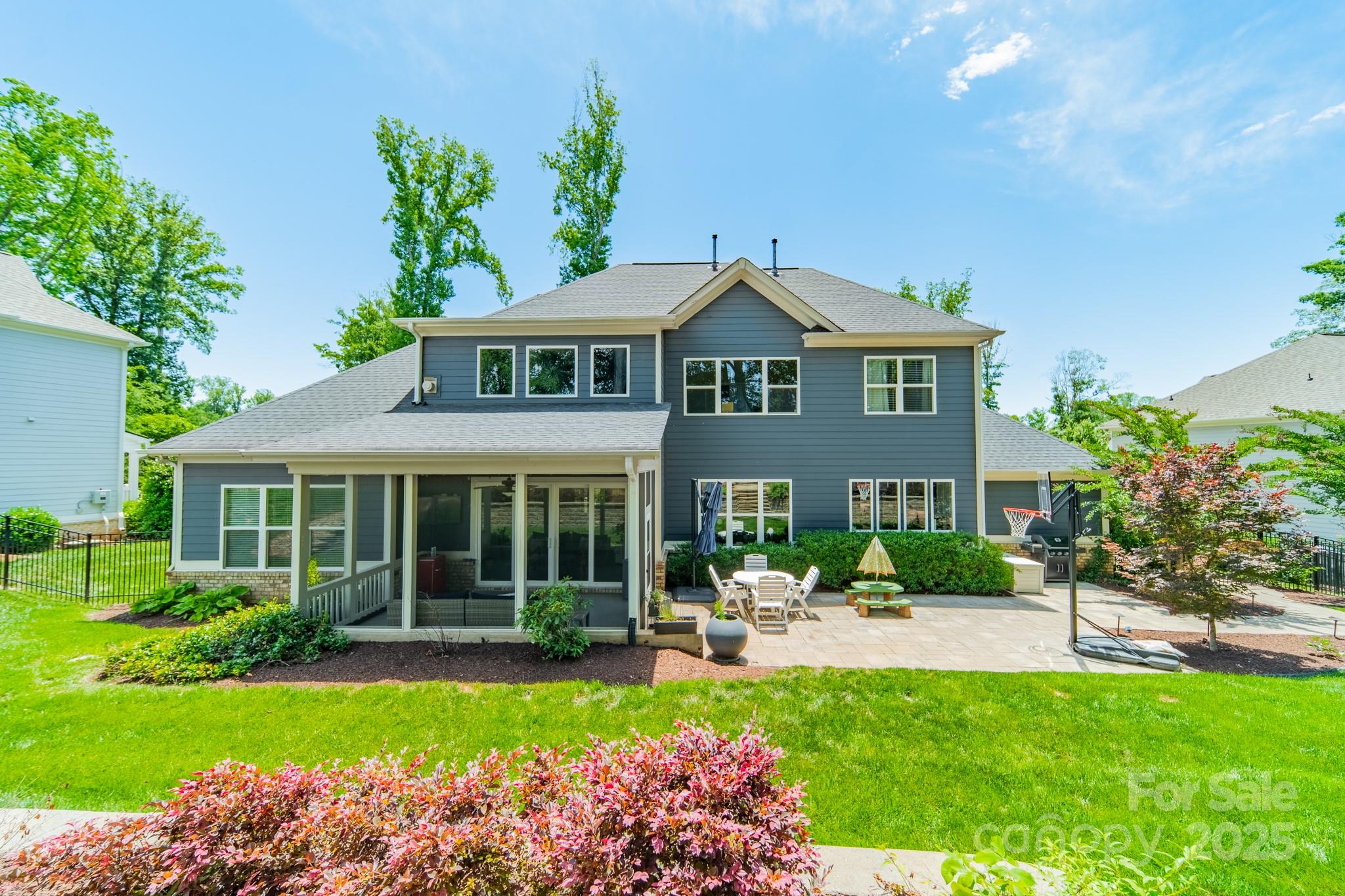 Belmont, North Carolina, 28012, United States, 4 Bedrooms Bedrooms, ,4 BathroomsBathrooms,Residential,Active,1852772