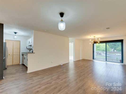 962 PLAZA WALK DR, CHARLOTTE, NC 28215 - Image 1