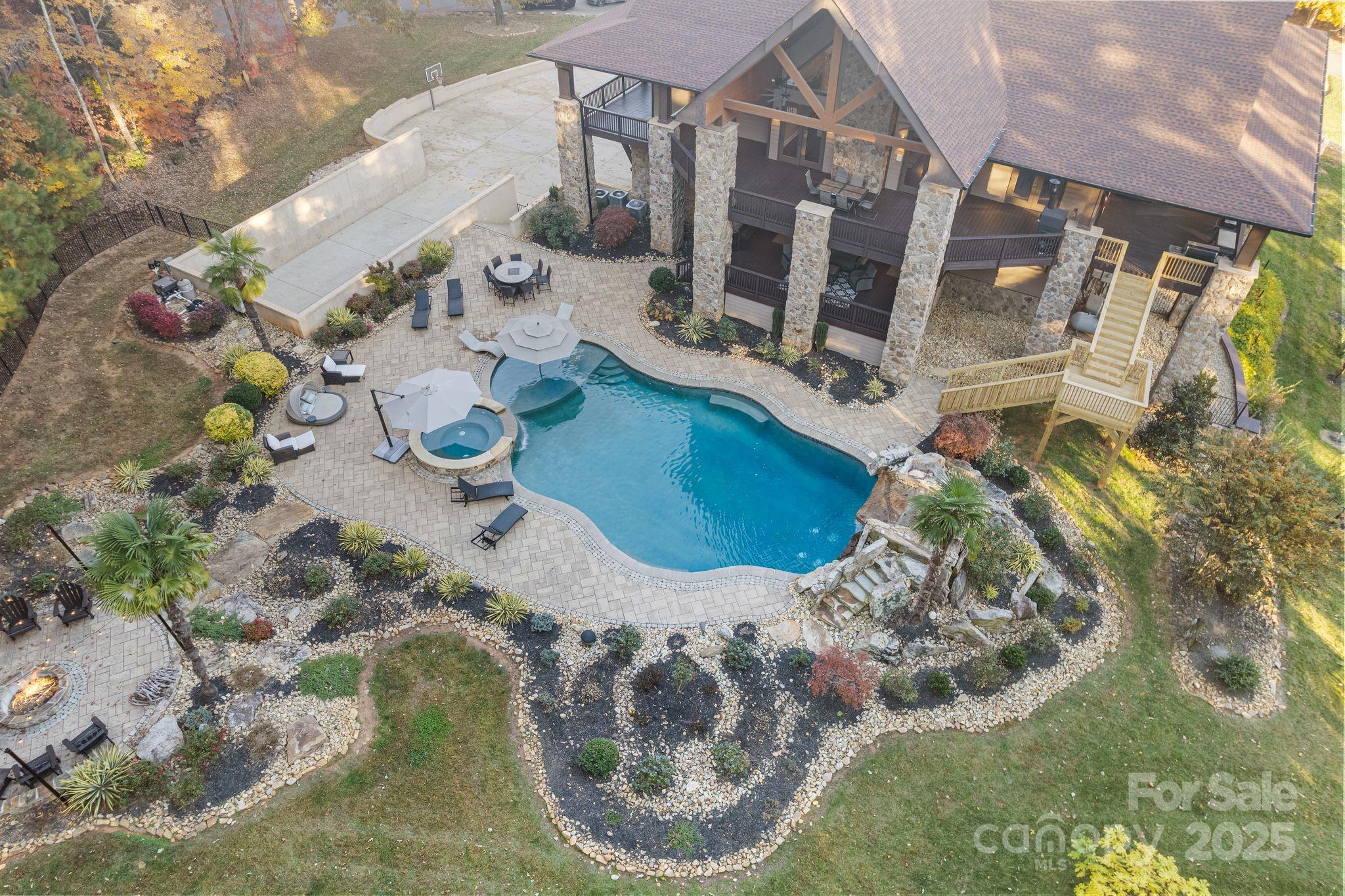 Catawba, North Carolina, 28609, United States, 4 Bedrooms Bedrooms, ,5 BathroomsBathrooms,Residential,Active,1993629