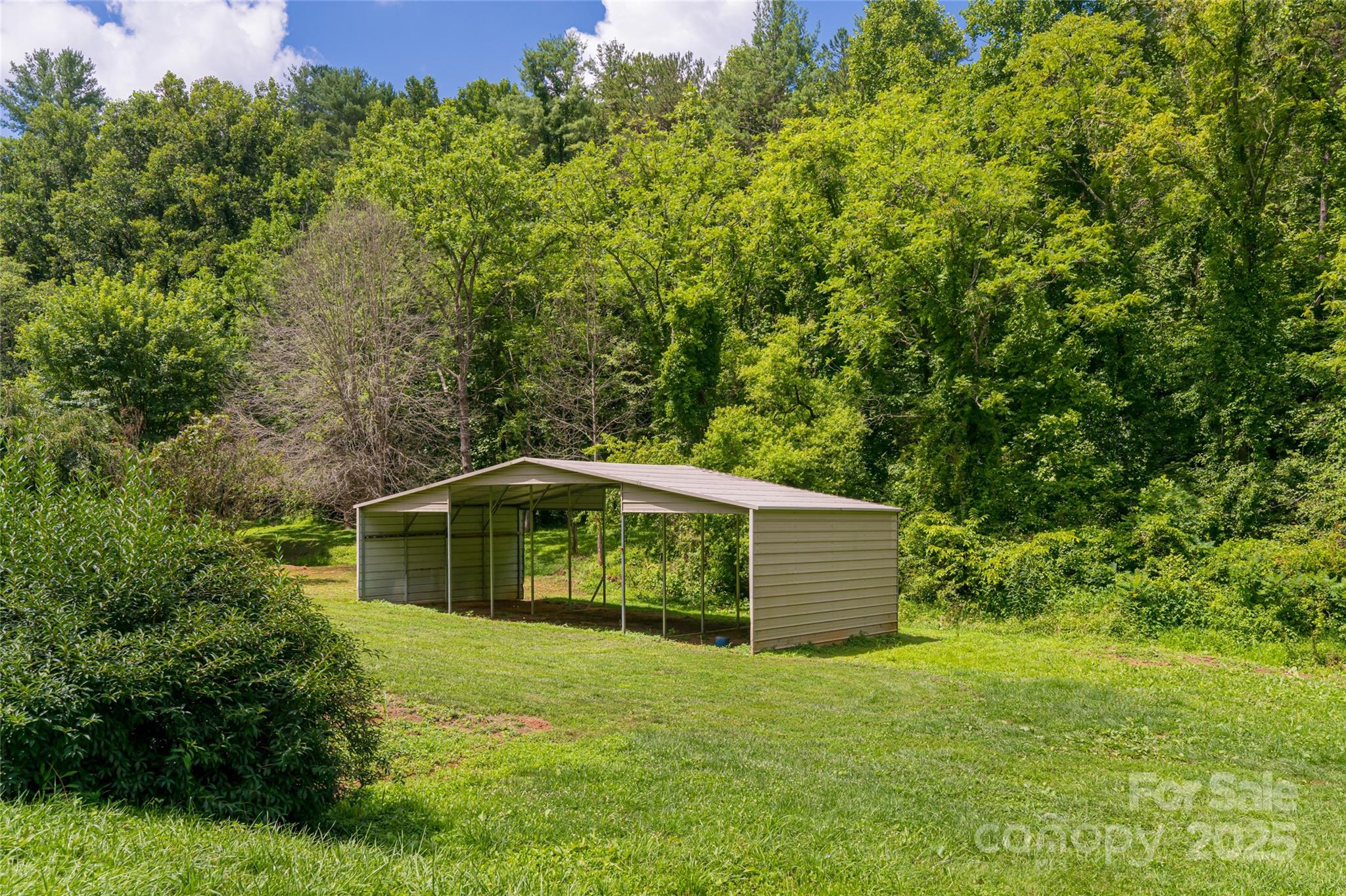 Weaverville, North Carolina, 28787, United States, 3 Bedrooms Bedrooms, ,2 BathroomsBathrooms,Residential,Active,1892411