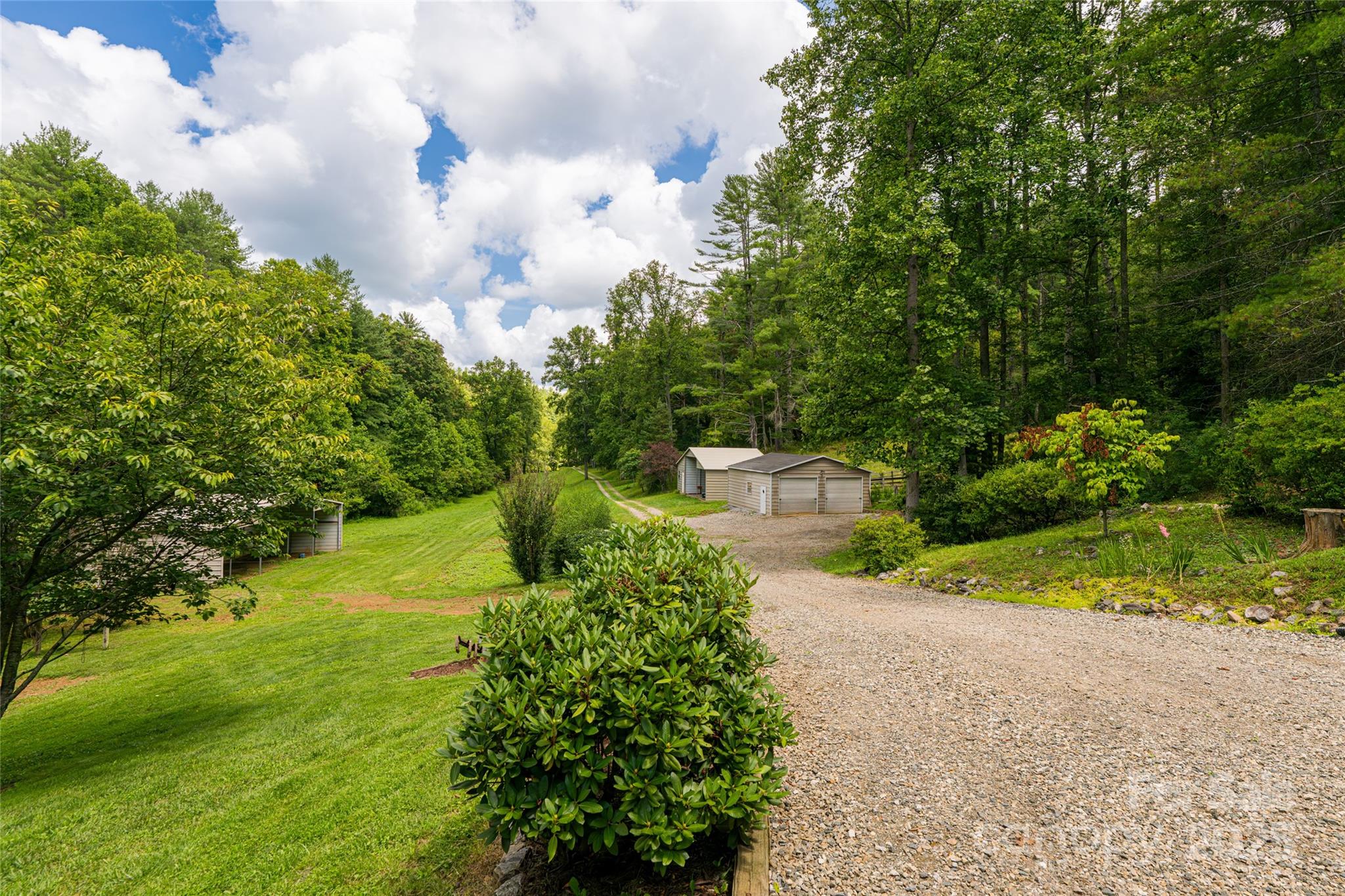 Weaverville, North Carolina, 28787, United States, 3 Bedrooms Bedrooms, ,2 BathroomsBathrooms,Residential,Active,1892411