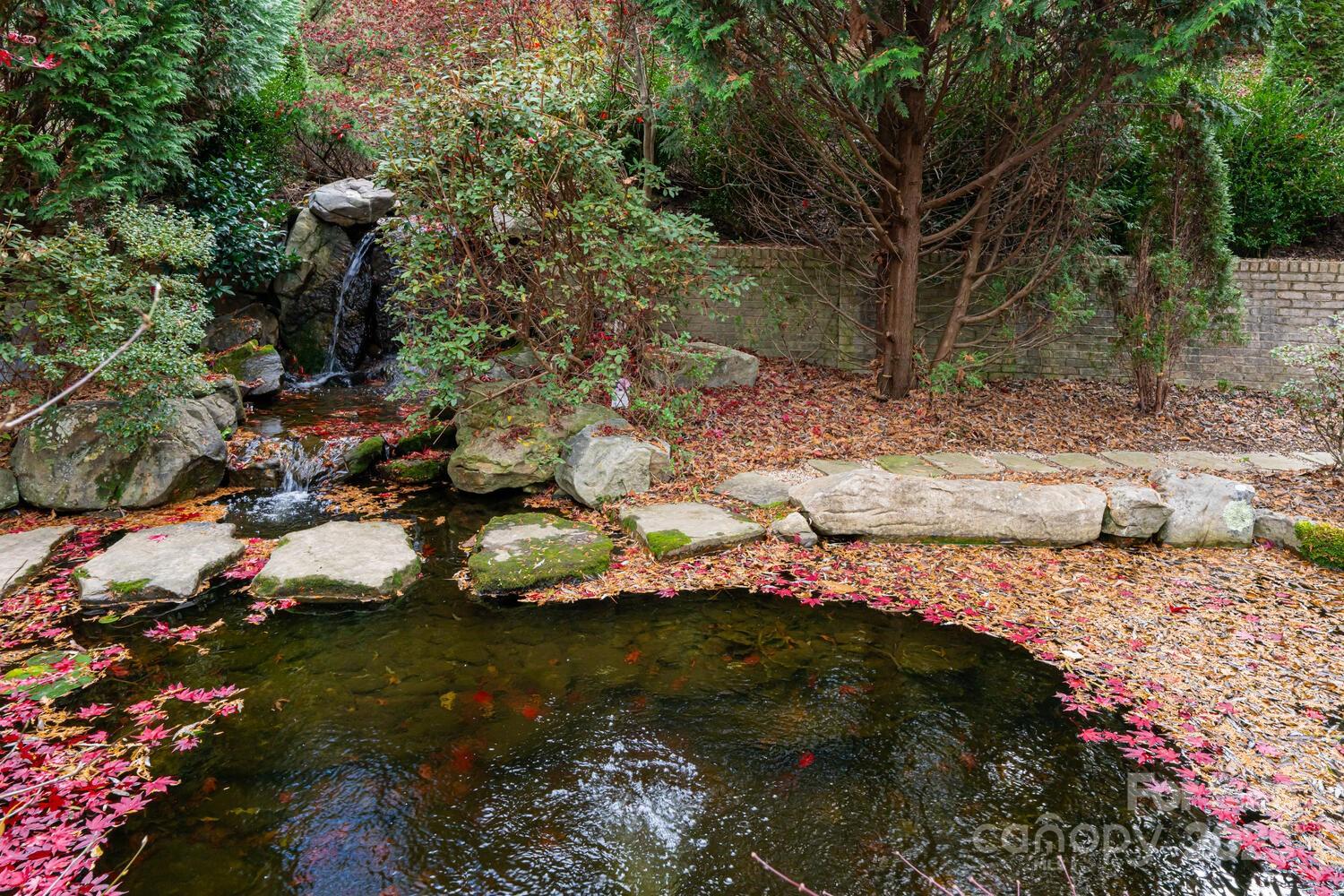 Fletcher, North Carolina, 28732, United States, 4 Bedrooms Bedrooms, ,7 BathroomsBathrooms,Residential,Active,1997887
