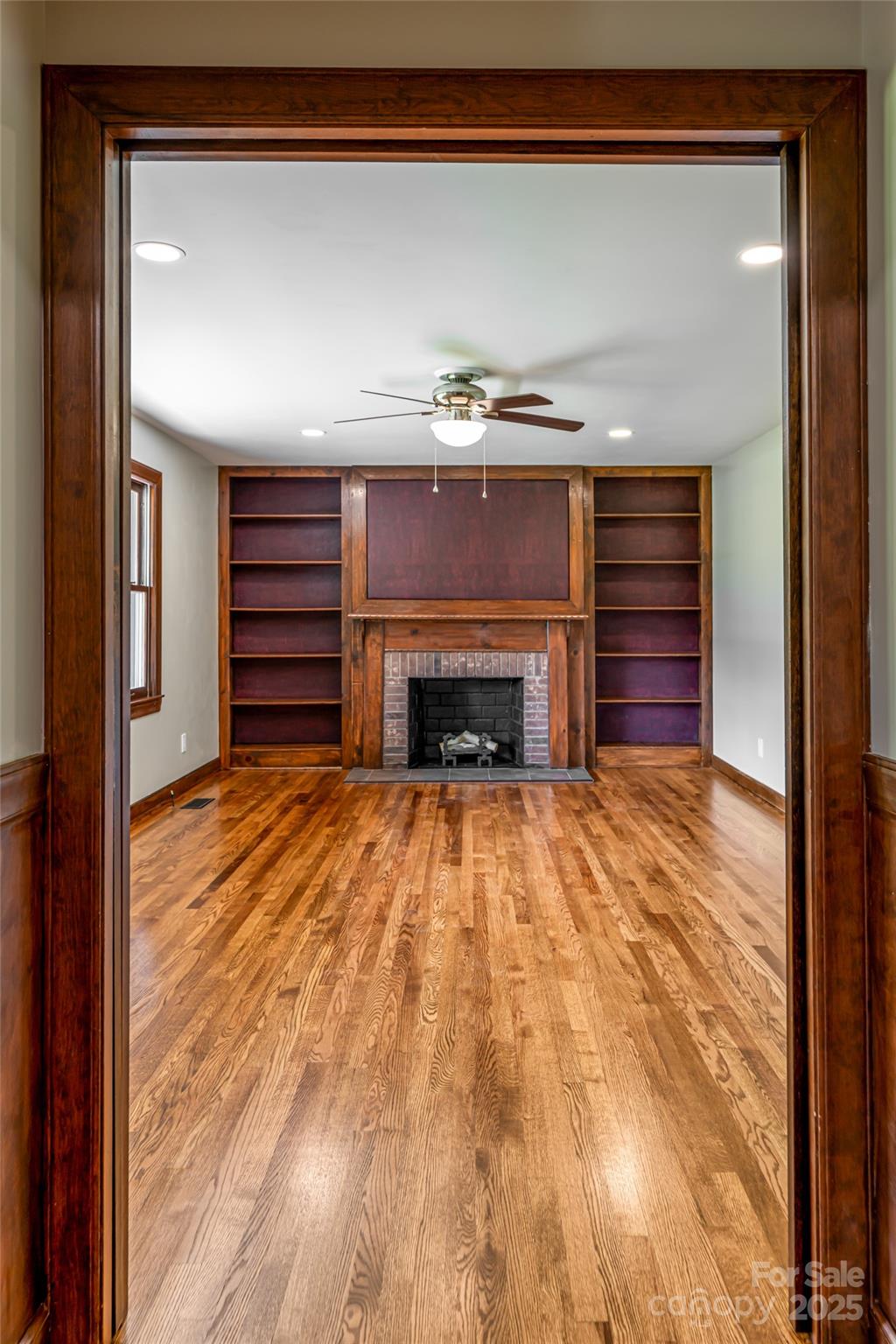 Leicester, North Carolina, 28748, United States, 4 Bedrooms Bedrooms, ,3 BathroomsBathrooms,Residential,Active,1927647