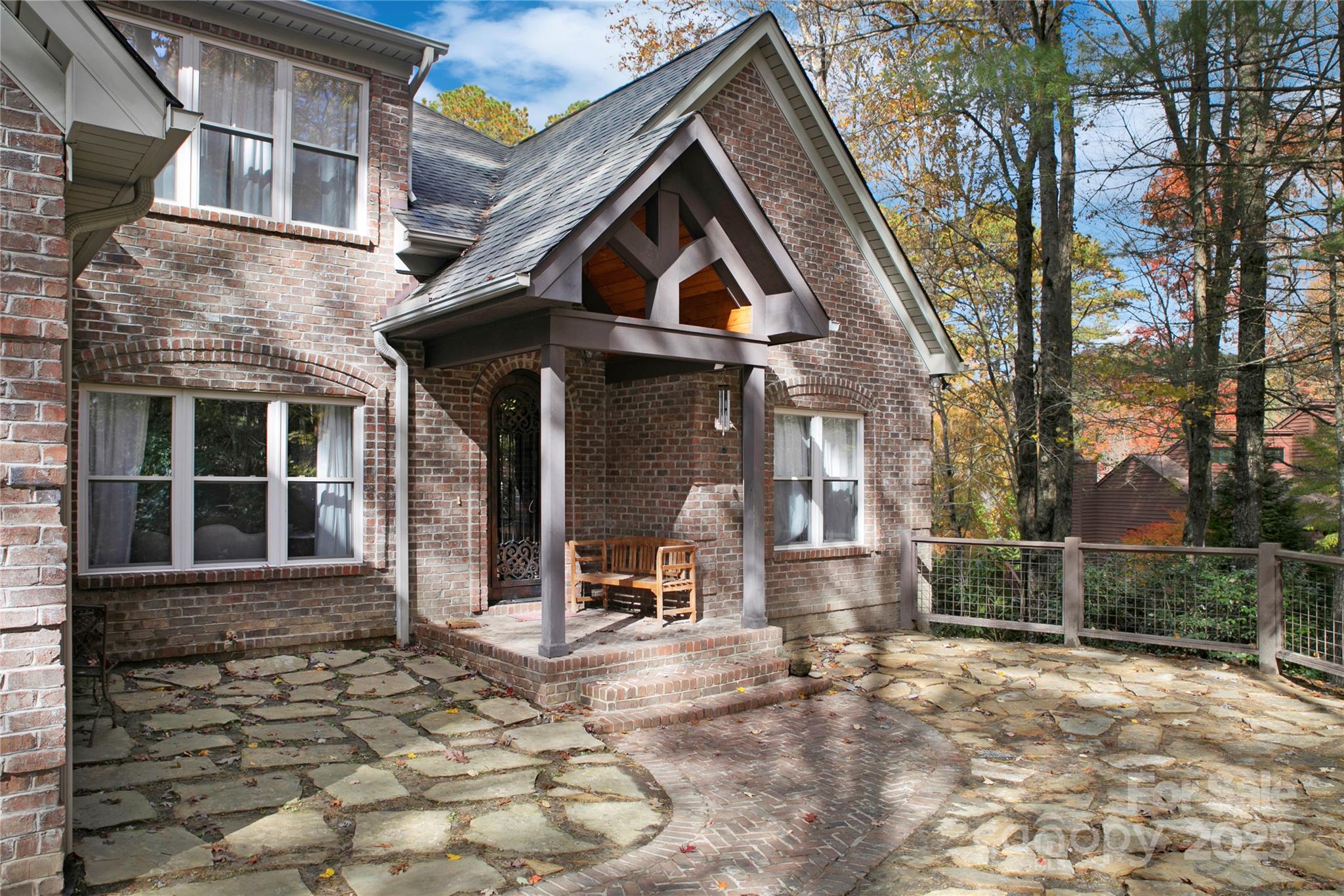 Brevard, North Carolina, 28712, United States, 4 Bedrooms Bedrooms, ,4 BathroomsBathrooms,Residential,Active,2006978