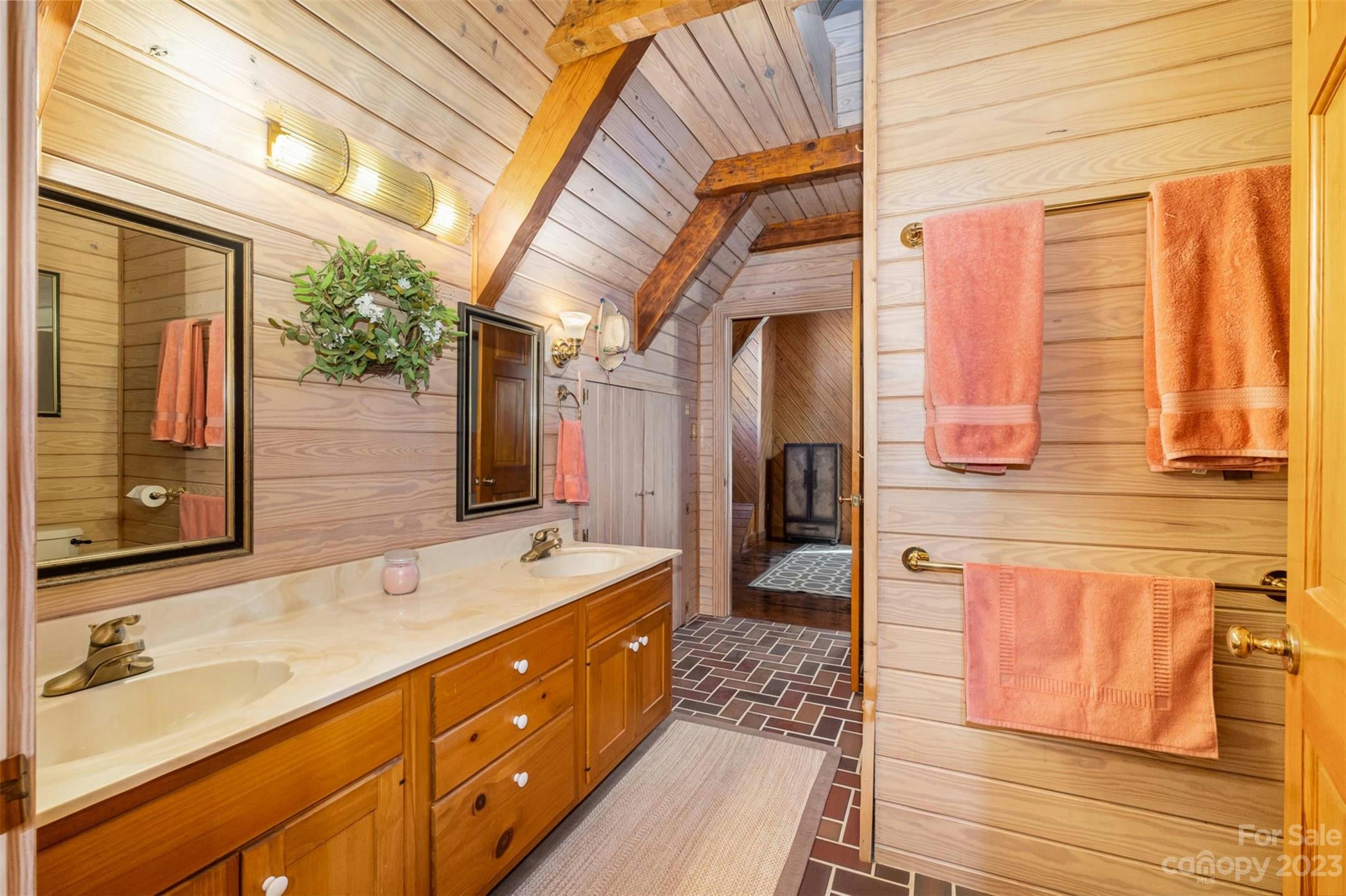 Statesville, North Carolina, 28625, United States, ,8 BathroomsBathrooms,Residential,Active,1769405