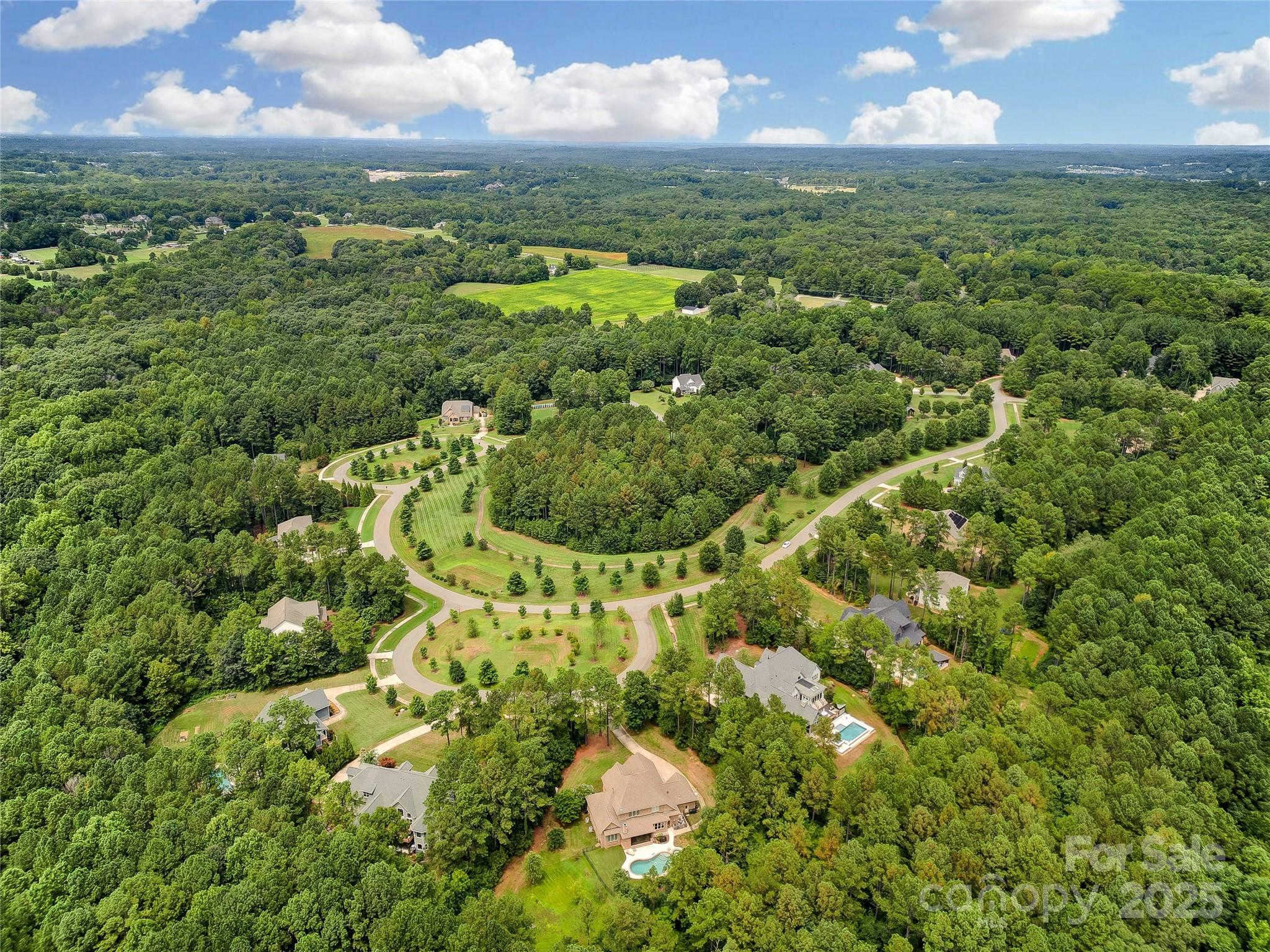 Huntersville, North Carolina, 28078, United States, 4 Bedrooms Bedrooms, ,4 BathroomsBathrooms,Residential,Active,1914595