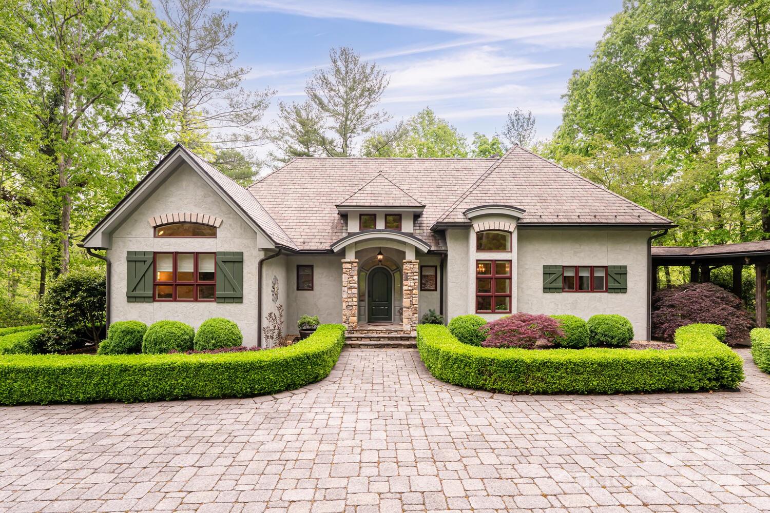 Arden, North Carolina, 28704, United States, 3 Bedrooms Bedrooms, ,3 BathroomsBathrooms,Residential,Active,1953399