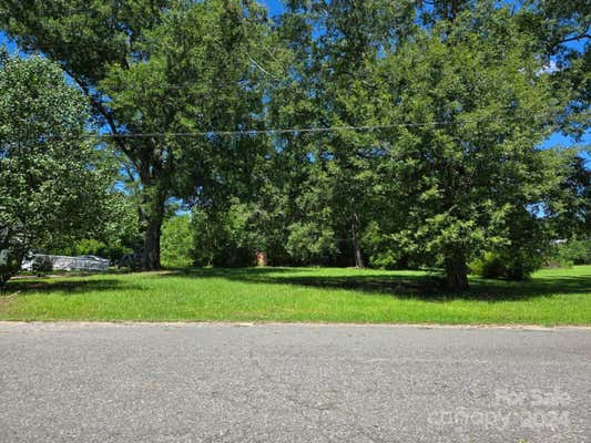 657 STILL ST, CHESTER, SC 29706, photo 2 of 4