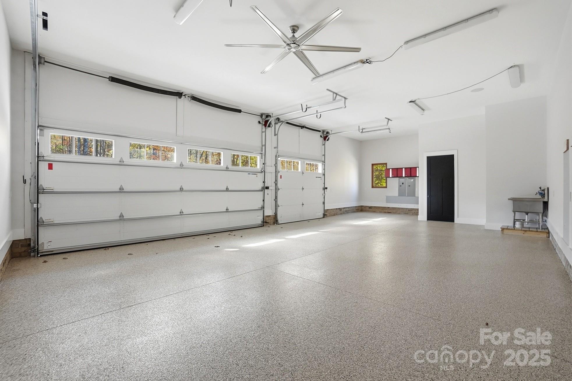 Waxhaw, North Carolina, 28173, United States, 4 Bedrooms Bedrooms, ,5 BathroomsBathrooms,Residential,Active,1990673