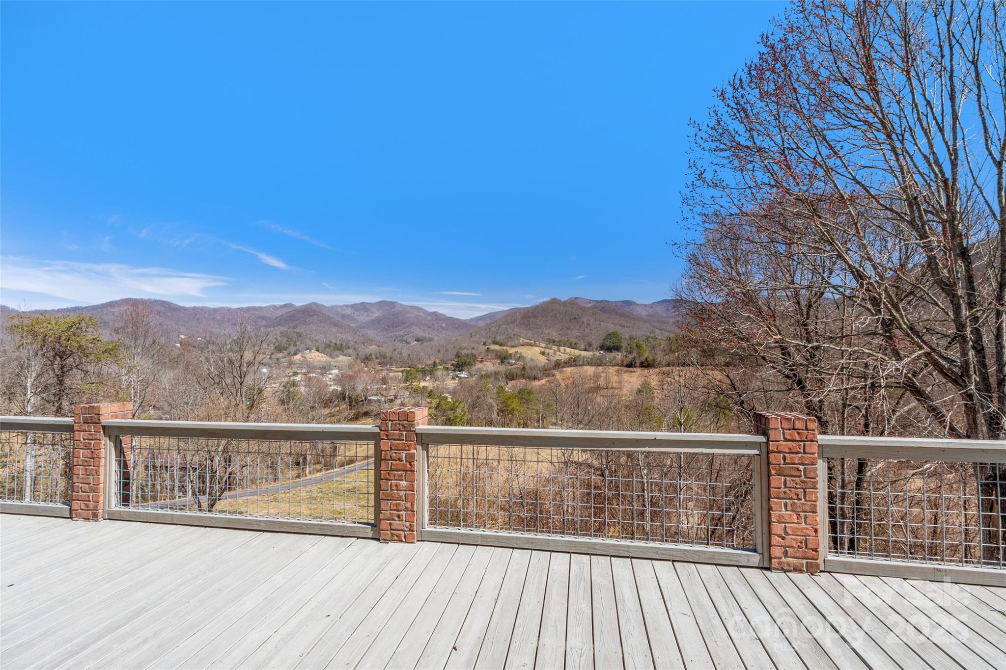Barnardsville, North Carolina, 28709, United States, ,4 BathroomsBathrooms,Residential,Active,1770043