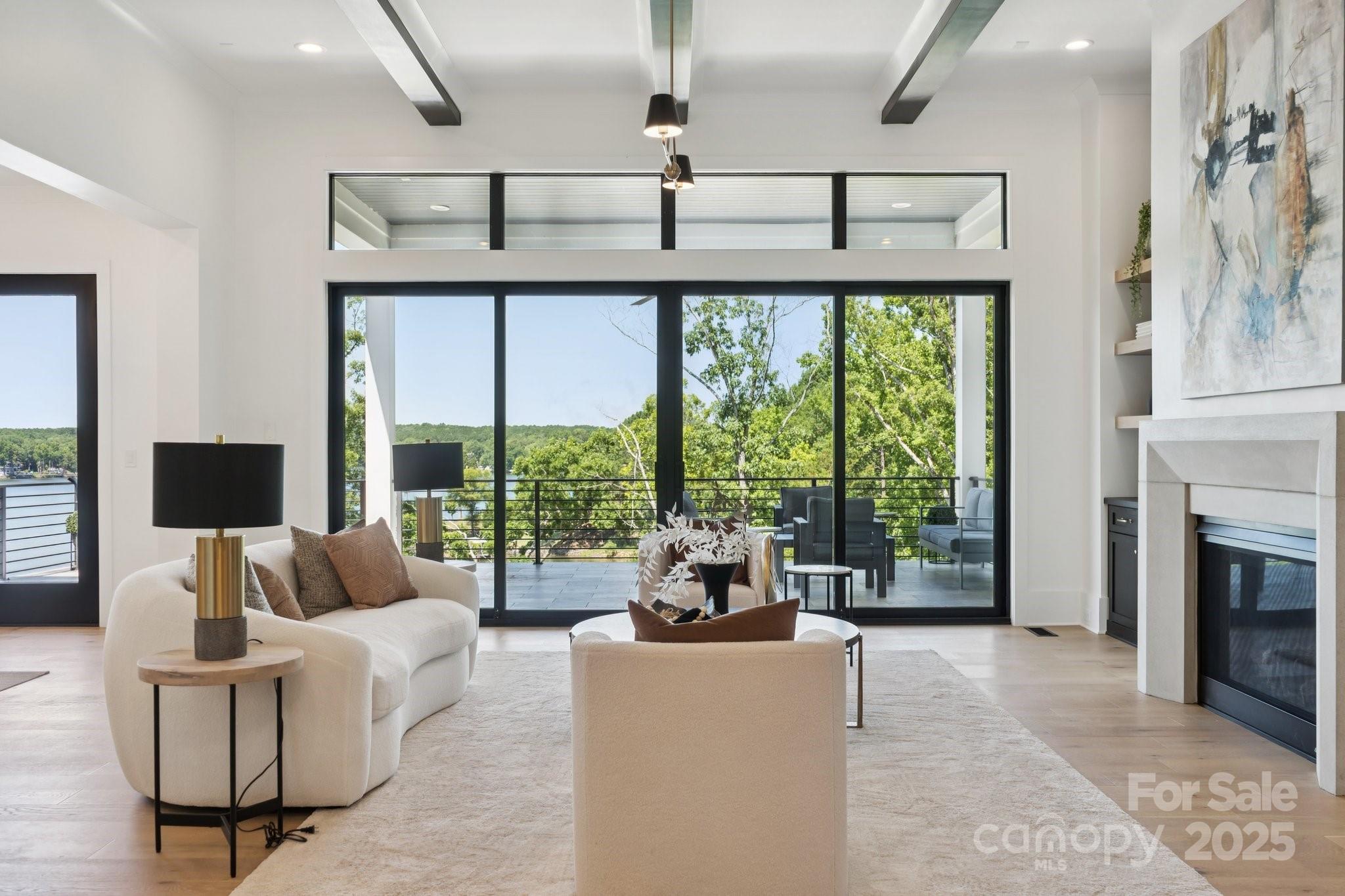 Charlotte, North Carolina, 28278, United States, ,6 BathroomsBathrooms,Residential,Active,1769360