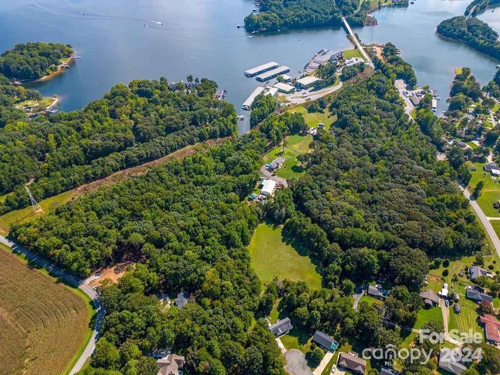 Sherrills Ford, North Carolina, 28673, United States, ,2 BathroomsBathrooms,Residential,Active,1769330