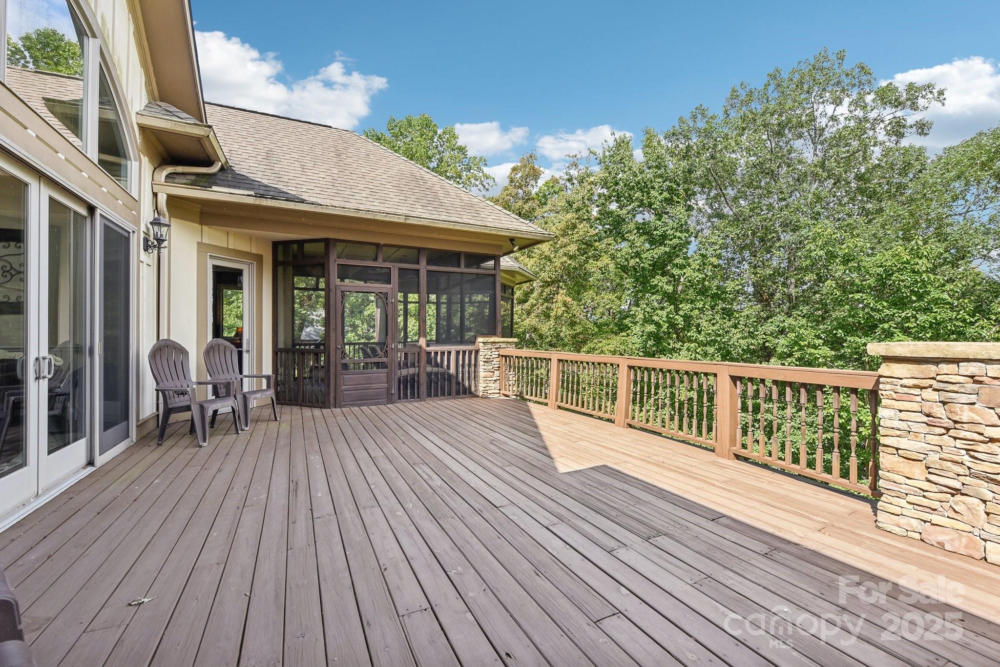 Denton, North Carolina, 27239, United States, 4 Bedrooms Bedrooms, ,7 BathroomsBathrooms,Residential,Active,1749263