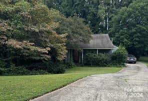 732 SHAWNEE DR, CHARLOTTE, NC 28209 - Image 1