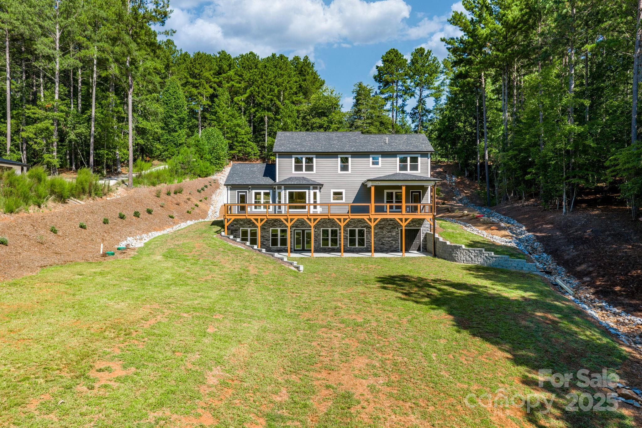 Connelly Springs, North Carolina, 28612, United States, 5 Bedrooms Bedrooms, ,5 BathroomsBathrooms,Residential,Active,1945070
