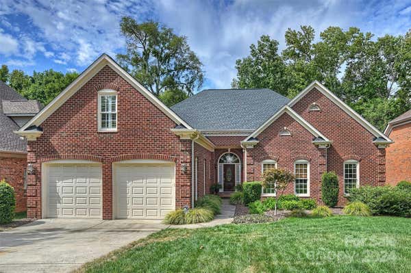 6726 THORNTON OAKS CT, CHARLOTTE, NC 28270 - Image 1