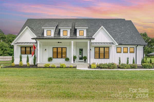 512 MAYNARD FARM LN, STANLEY, NC 28164 - Image 1