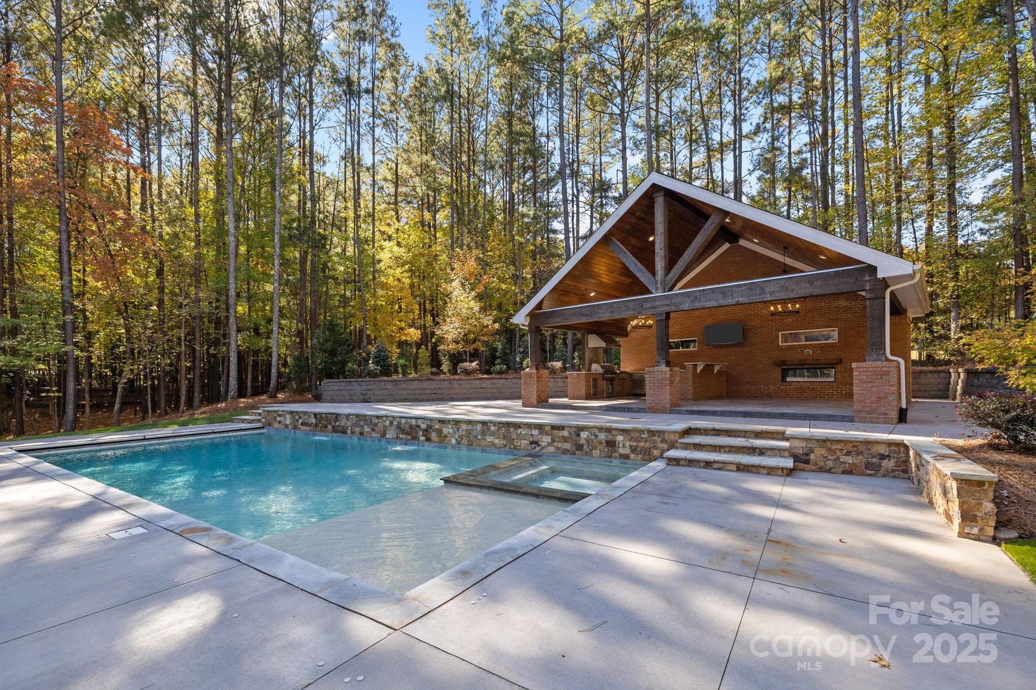 Waxhaw, North Carolina, 28173, United States, 4 Bedrooms Bedrooms, ,5 BathroomsBathrooms,Residential,Active,1986889