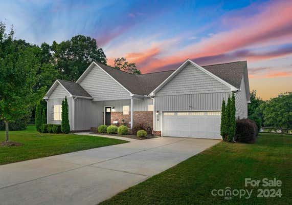 118 CREWS LN # 2, STATESVILLE, NC 28677 - Image 1