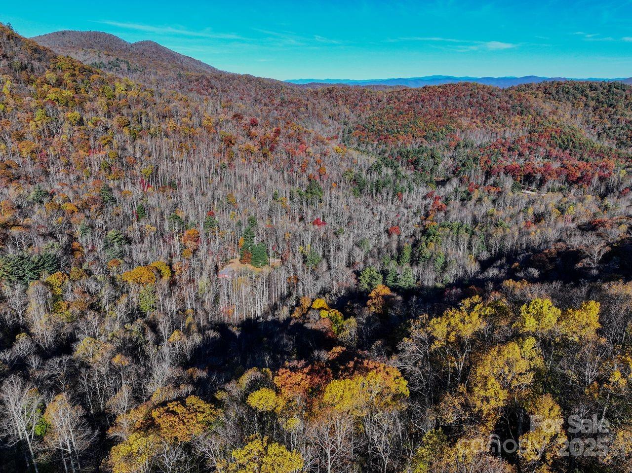 Highlands, North Carolina, 28741, United States, 2 Bedrooms Bedrooms, ,2 BathroomsBathrooms,Residential,Active,1993941
