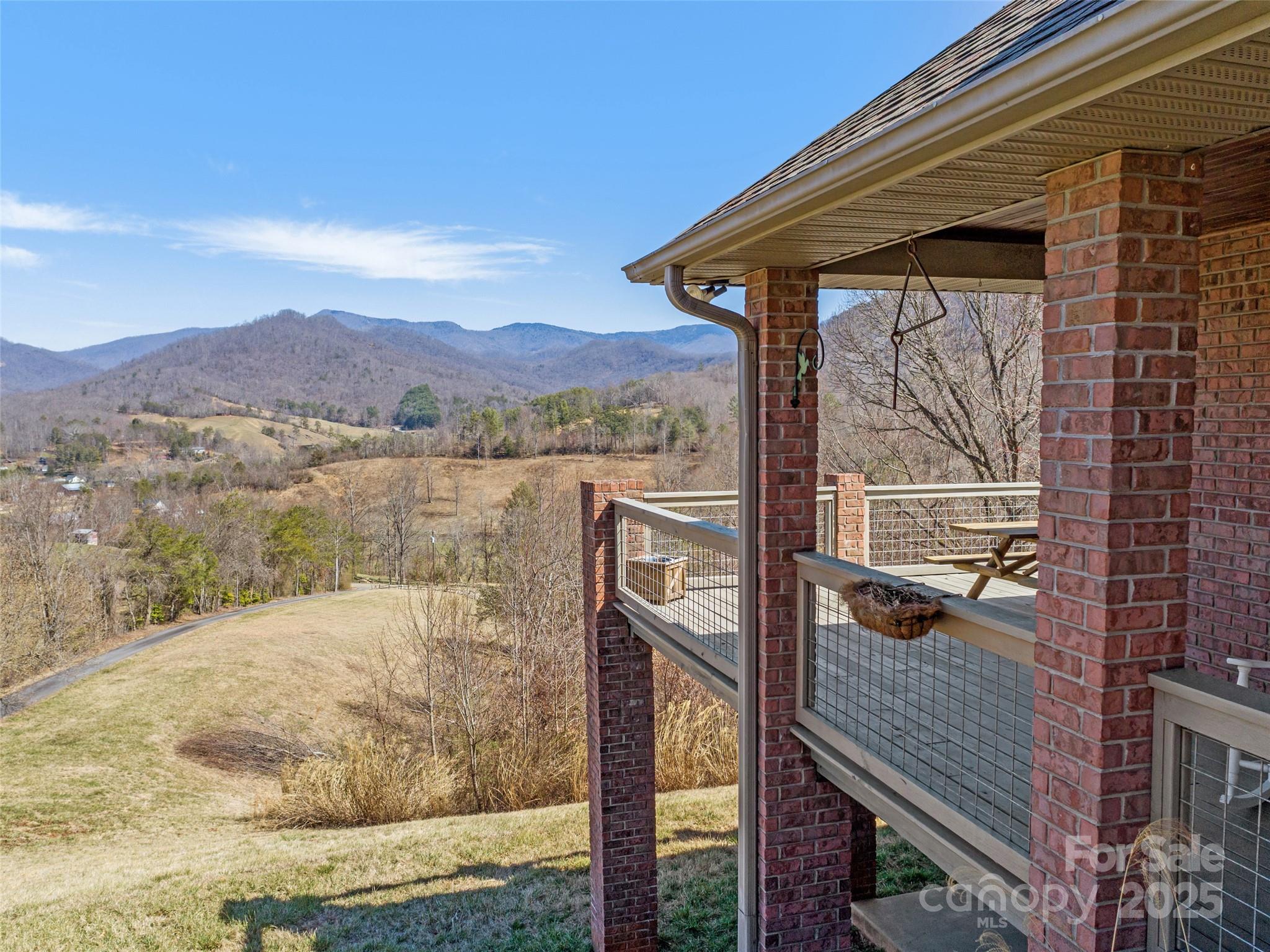 Barnardsville, North Carolina, 28709, United States, ,4 BathroomsBathrooms,Residential,Active,1770043