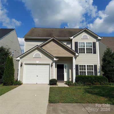 11315 BREEZEHILL LN, CHARLOTTE, NC 28262 - Image 1