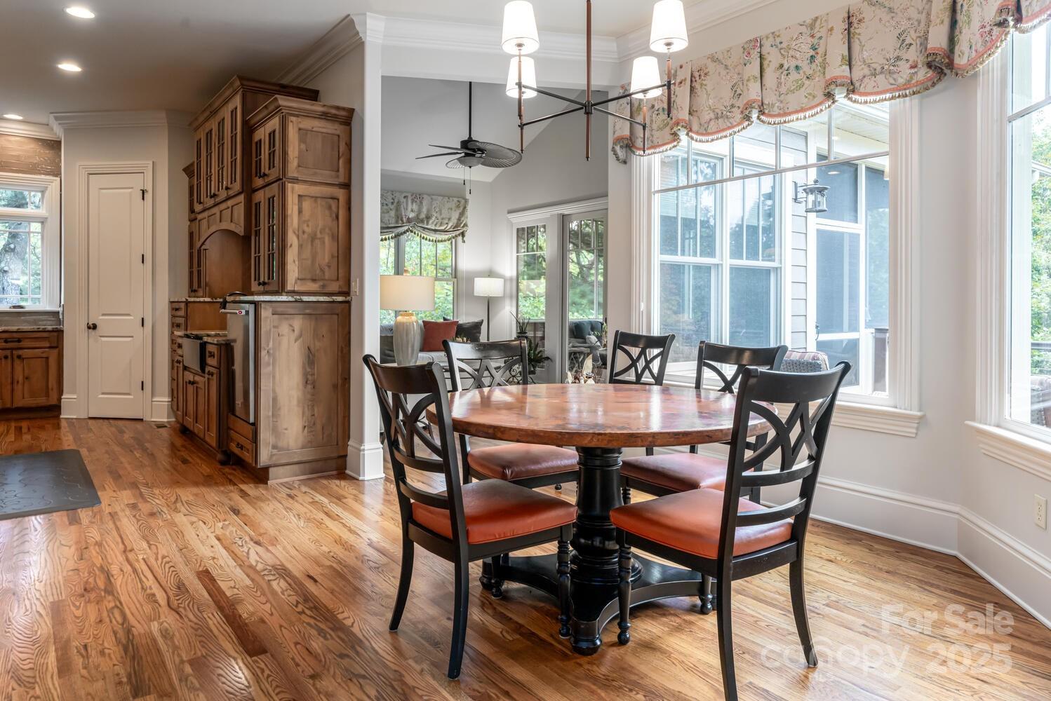 Flat Rock, North Carolina, 28731, United States, 3 Bedrooms Bedrooms, ,4 BathroomsBathrooms,Residential,Active,1965787