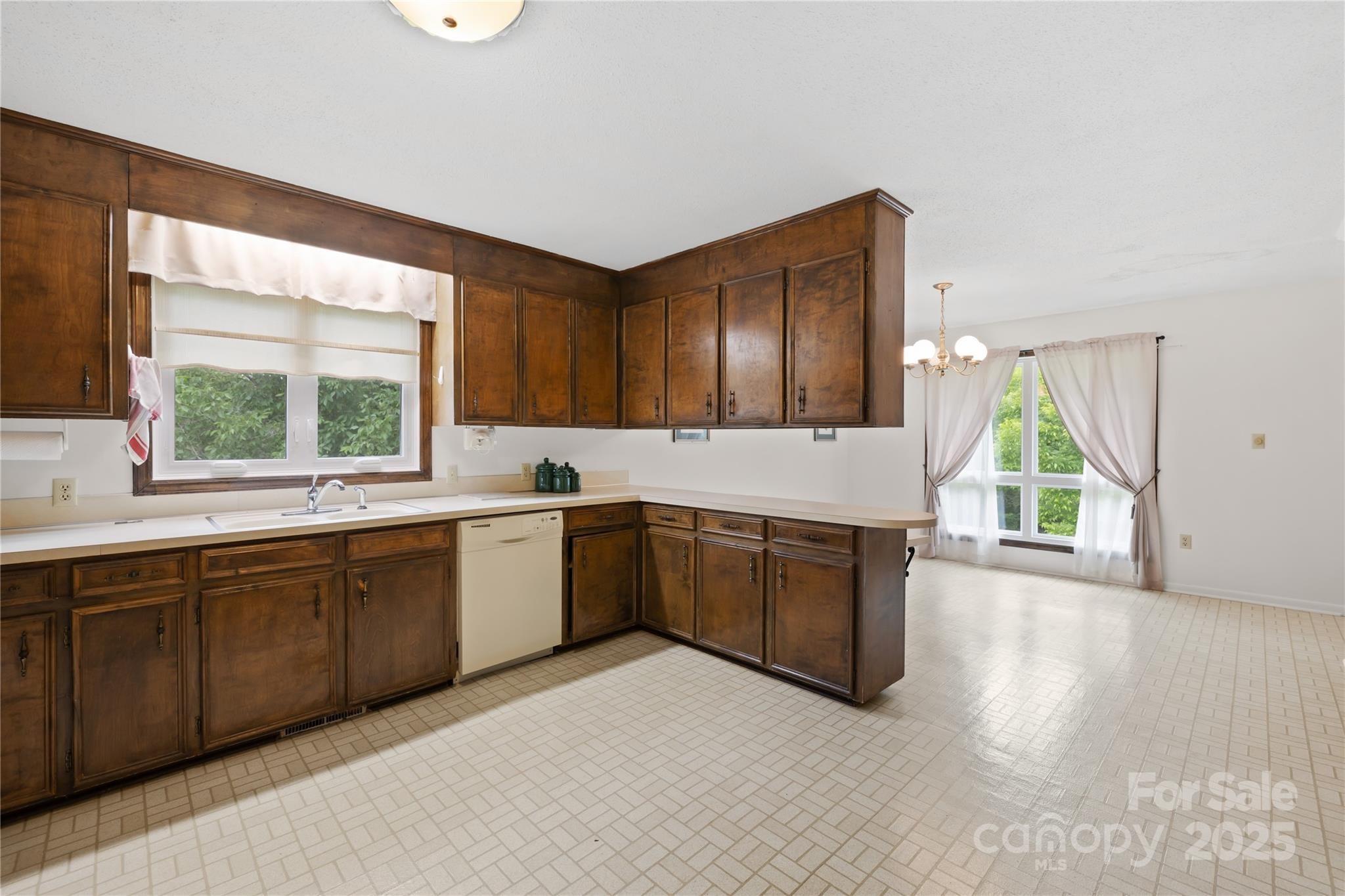 Waxhaw, North Carolina, 28173, United States, ,2 BathroomsBathrooms,Residential,Active,1822006