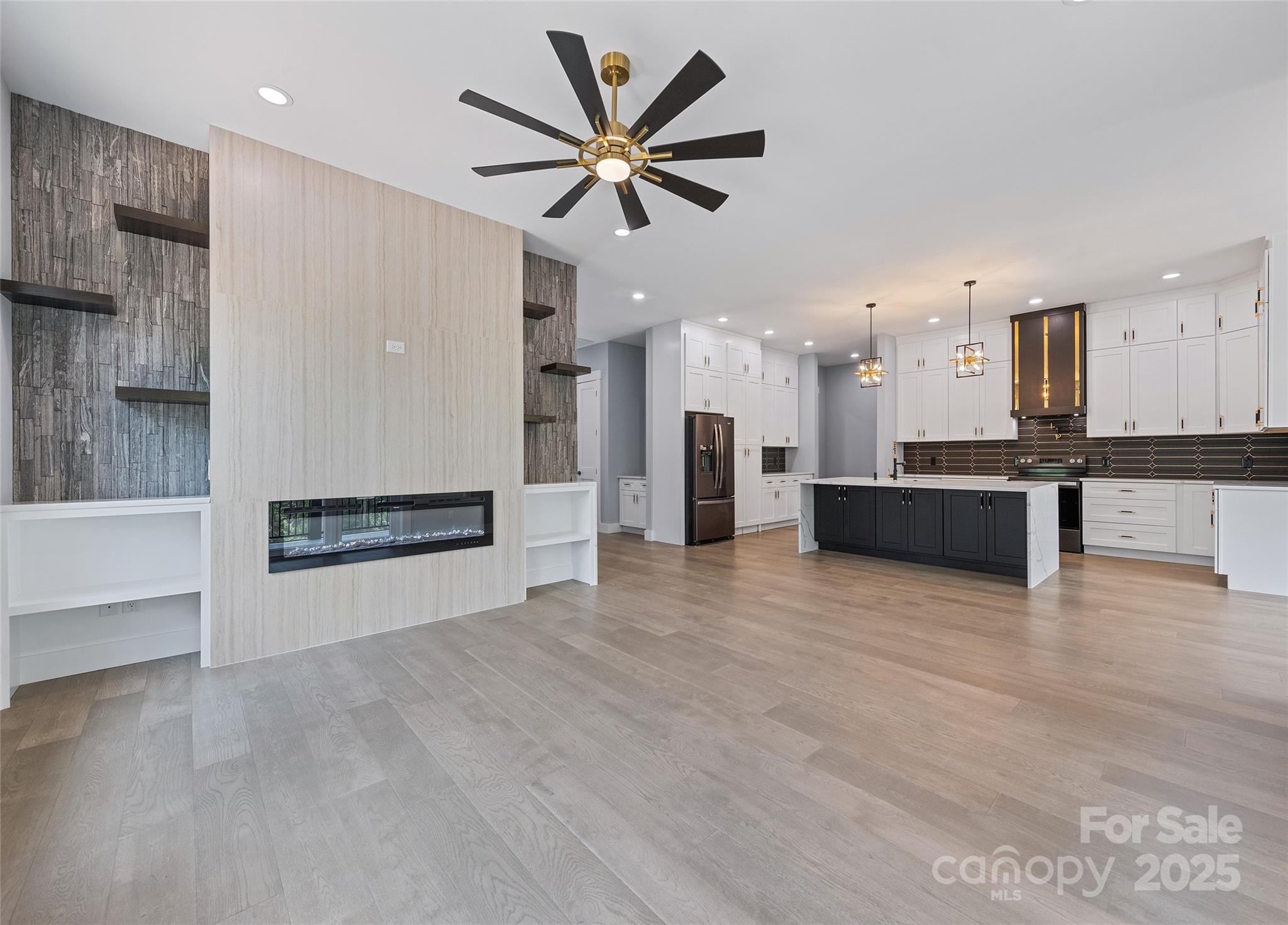 Arden, North Carolina, 28704, United States, 3 Bedrooms Bedrooms, ,3 BathroomsBathrooms,Residential,Active,1778755