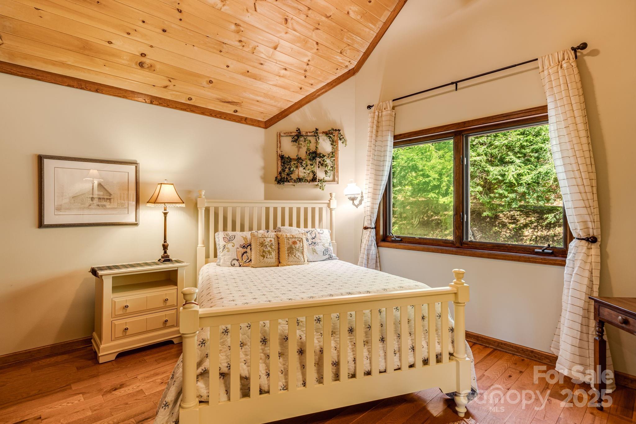 Mars Hill, North Carolina, 28754, United States, 4 Bedrooms Bedrooms, ,4 BathroomsBathrooms,Residential,Active,1960160