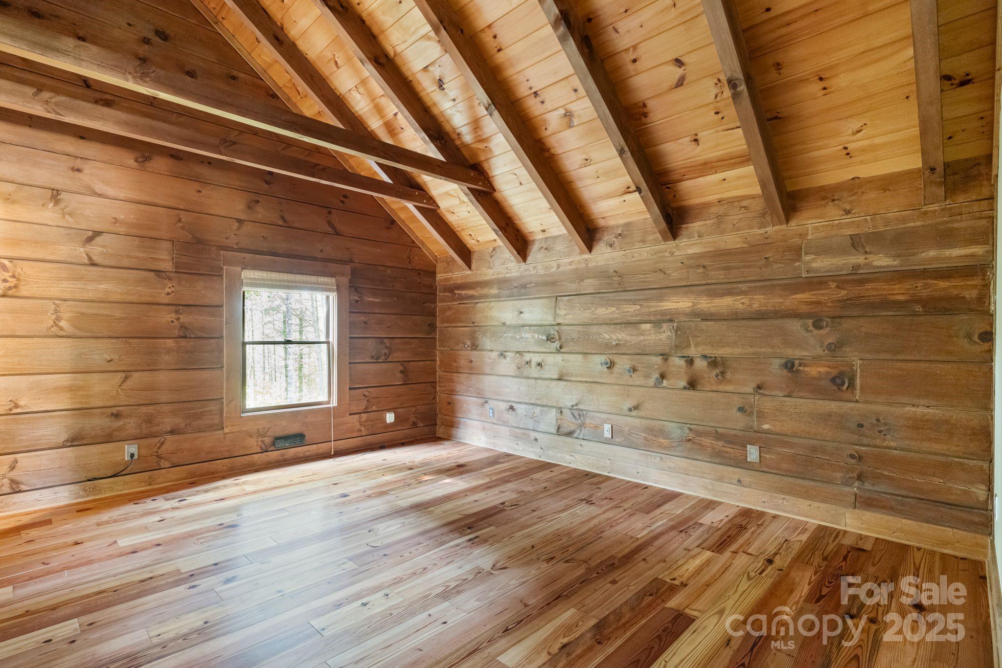 Lenoir, North Carolina, 28645, United States, ,5 BathroomsBathrooms,Residential,Active,1843925