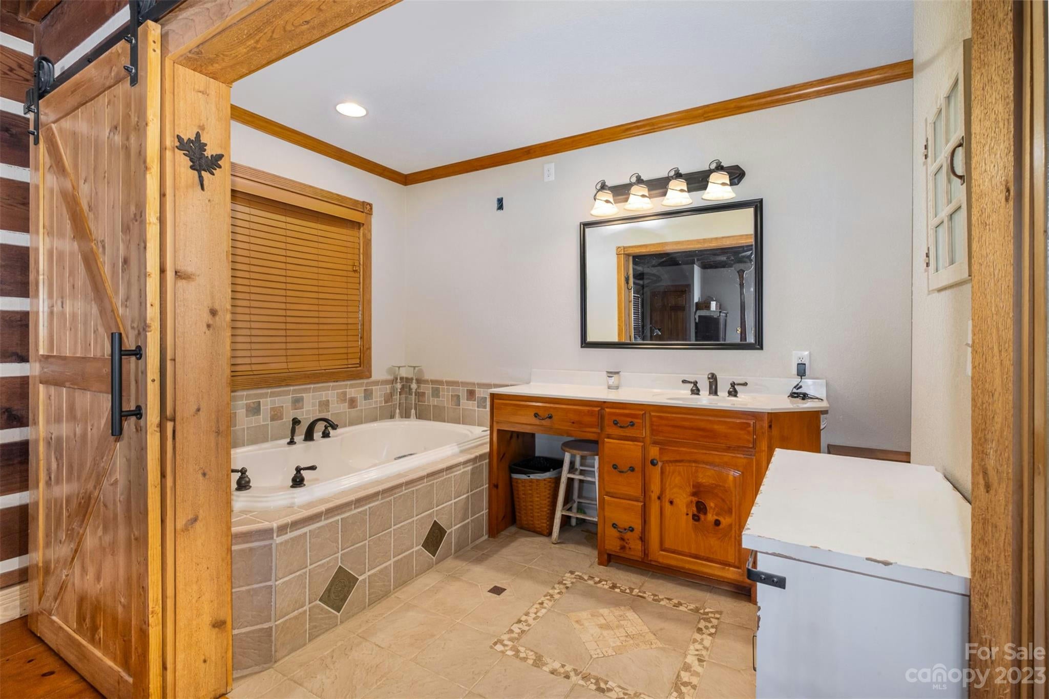 Statesville, North Carolina, 28625, United States, ,8 BathroomsBathrooms,Residential,Active,1769405