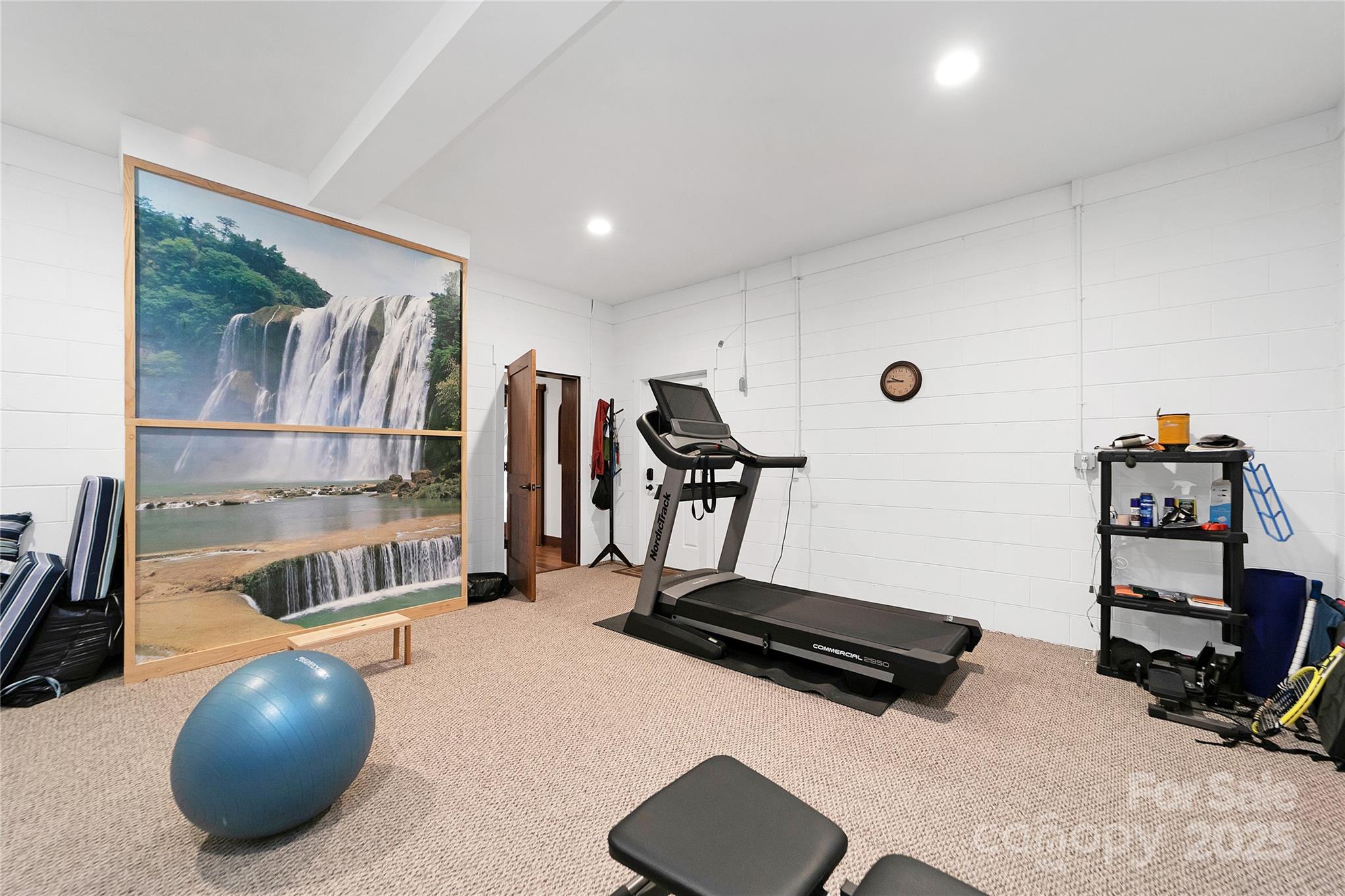 Rosman, North Carolina, 28772, United States, 5 Bedrooms Bedrooms, ,5 BathroomsBathrooms,Residential,Active,1969638