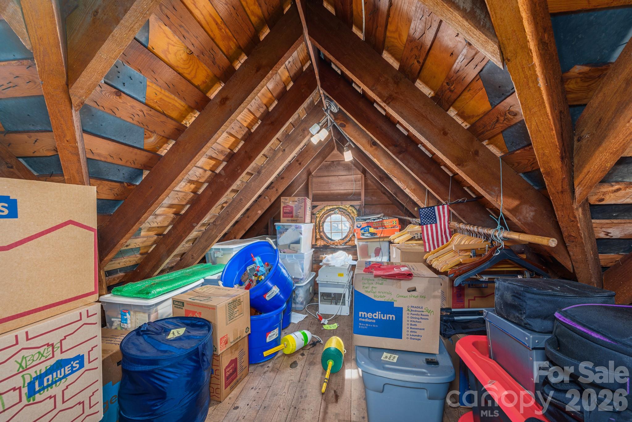 Belmont, North Carolina, 28012, United States, 5 Bedrooms Bedrooms, ,4 BathroomsBathrooms,Residential,Active,2011846