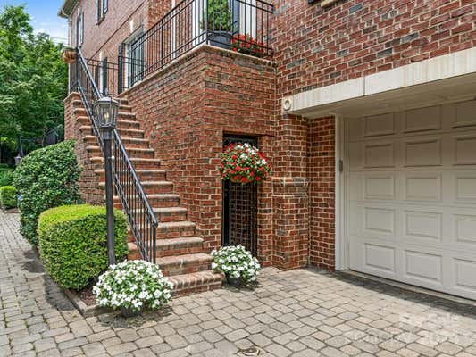 318 S LAUREL AVE, CHARLOTTE, NC 28207 - Image 1