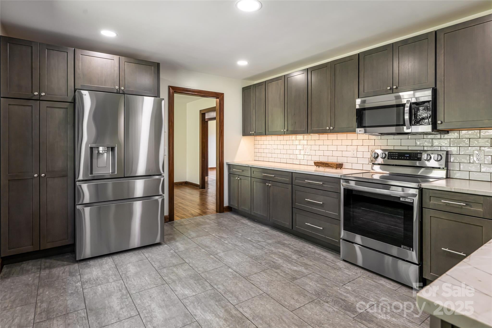 Leicester, North Carolina, 28748, United States, 4 Bedrooms Bedrooms, ,3 BathroomsBathrooms,Residential,Active,1927647