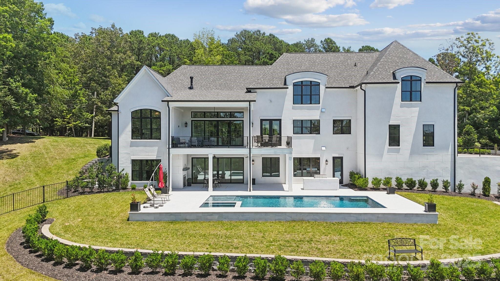 Charlotte, North Carolina, 28278, United States, ,6 BathroomsBathrooms,Residential,Active,1769360